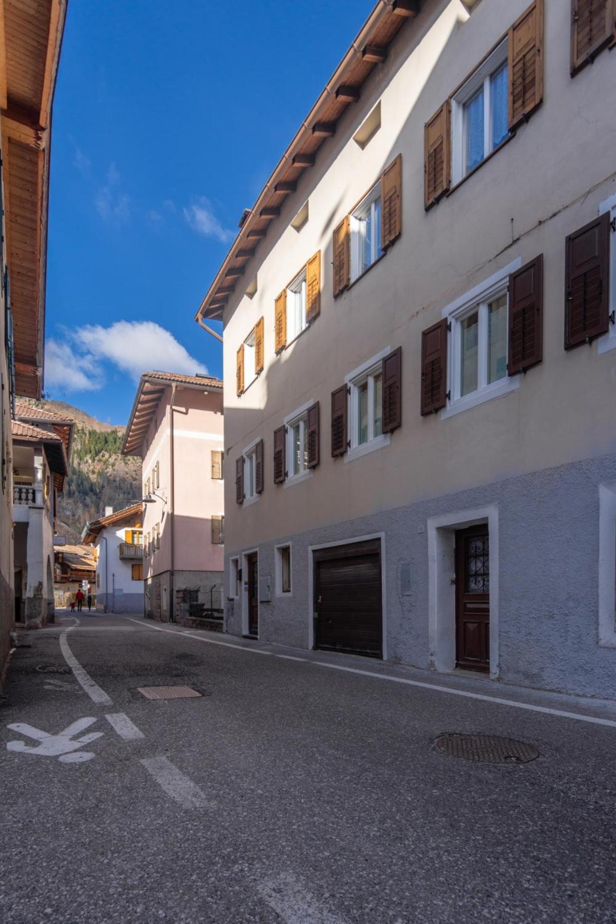 DolomiApartments - Appartamento Avisio