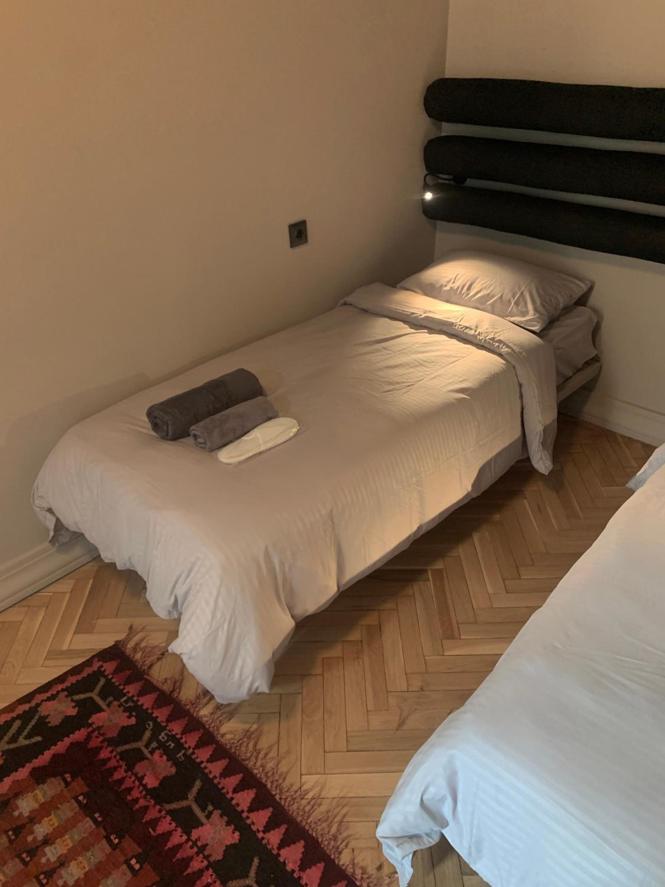 M 1 apartment view 2