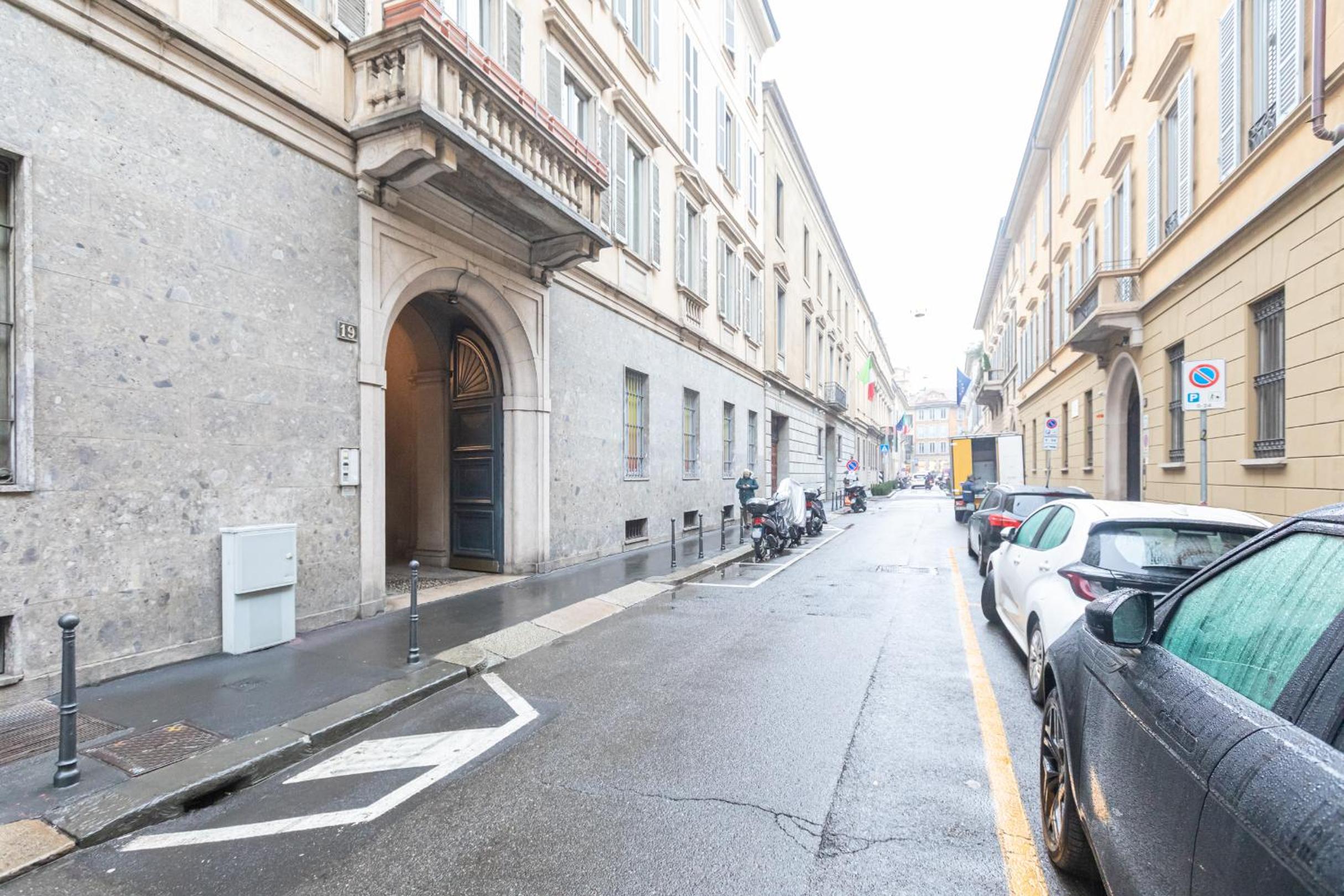 Monte Napoleone Split-level Terrace Apartment - Top Collection