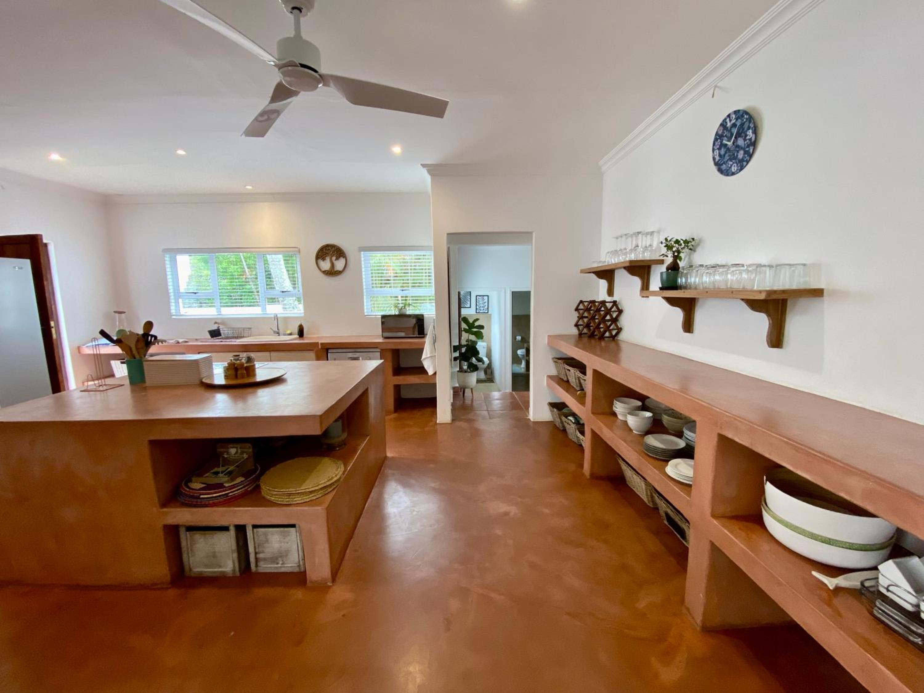 Woodlands Beach Villa