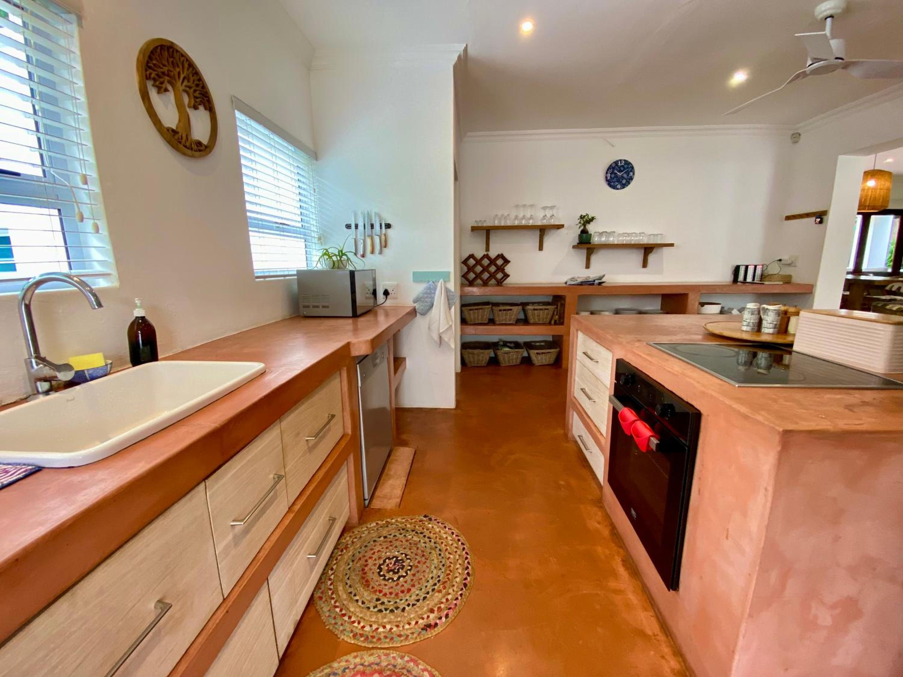Woodlands Beach Villa