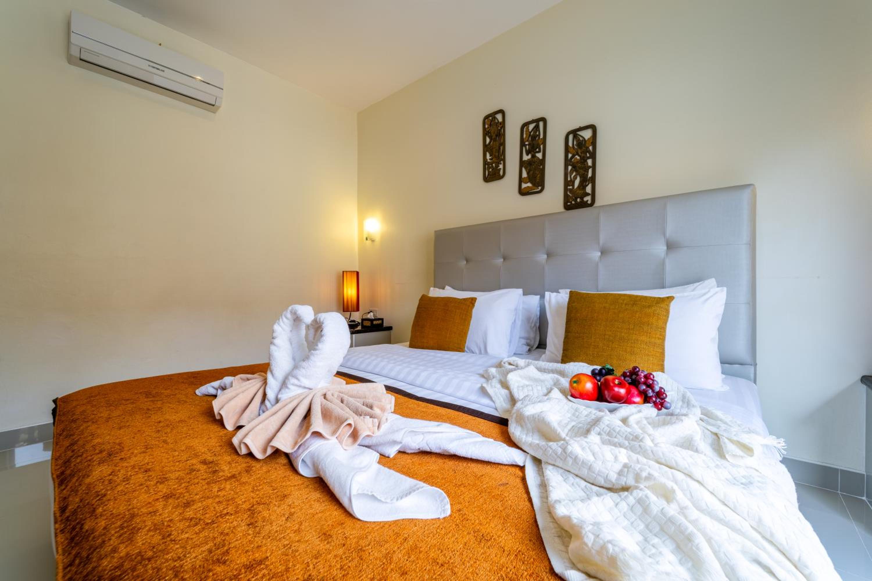 Siam Court Hotel and Resort
