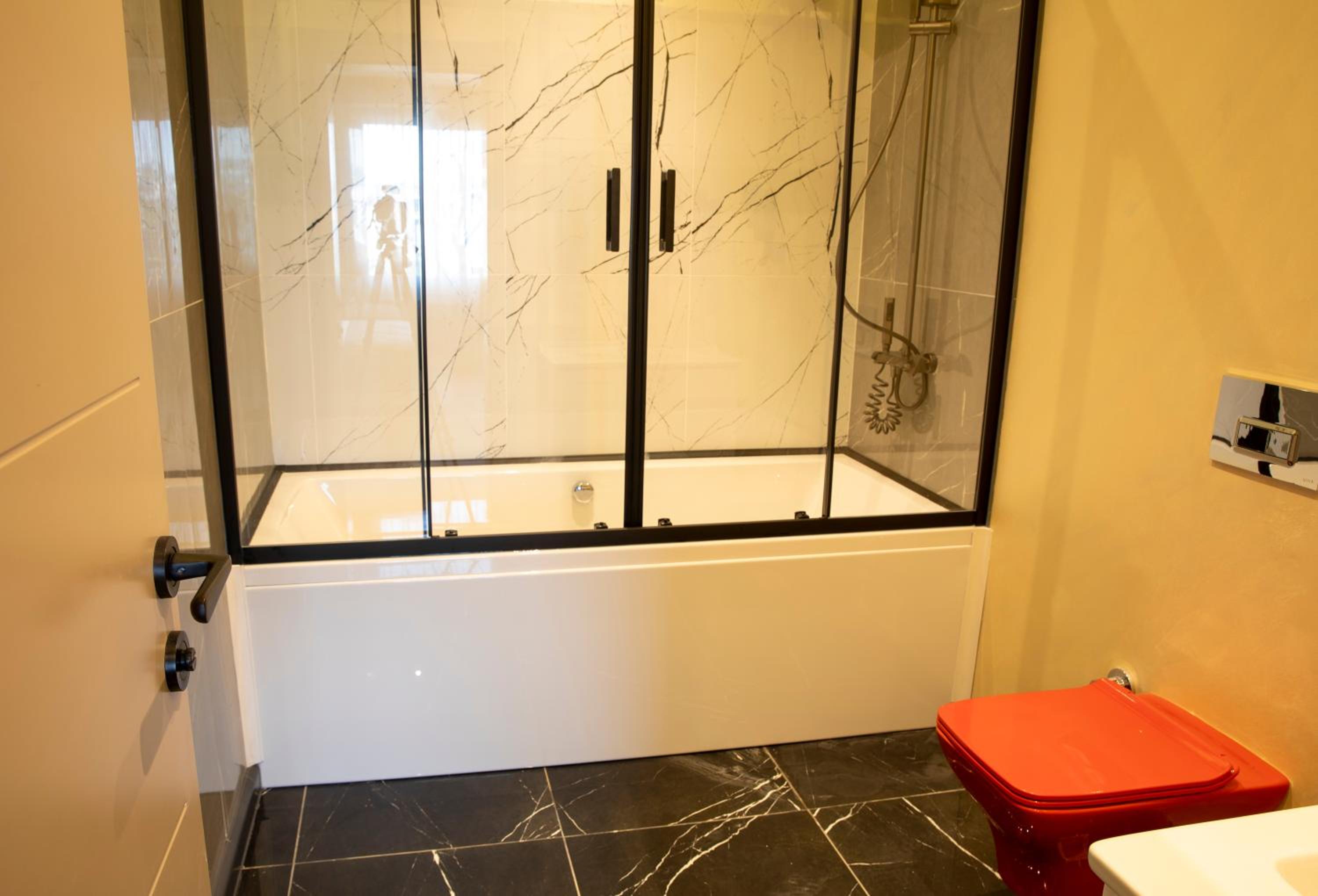 MATEO OTEL - Image 8