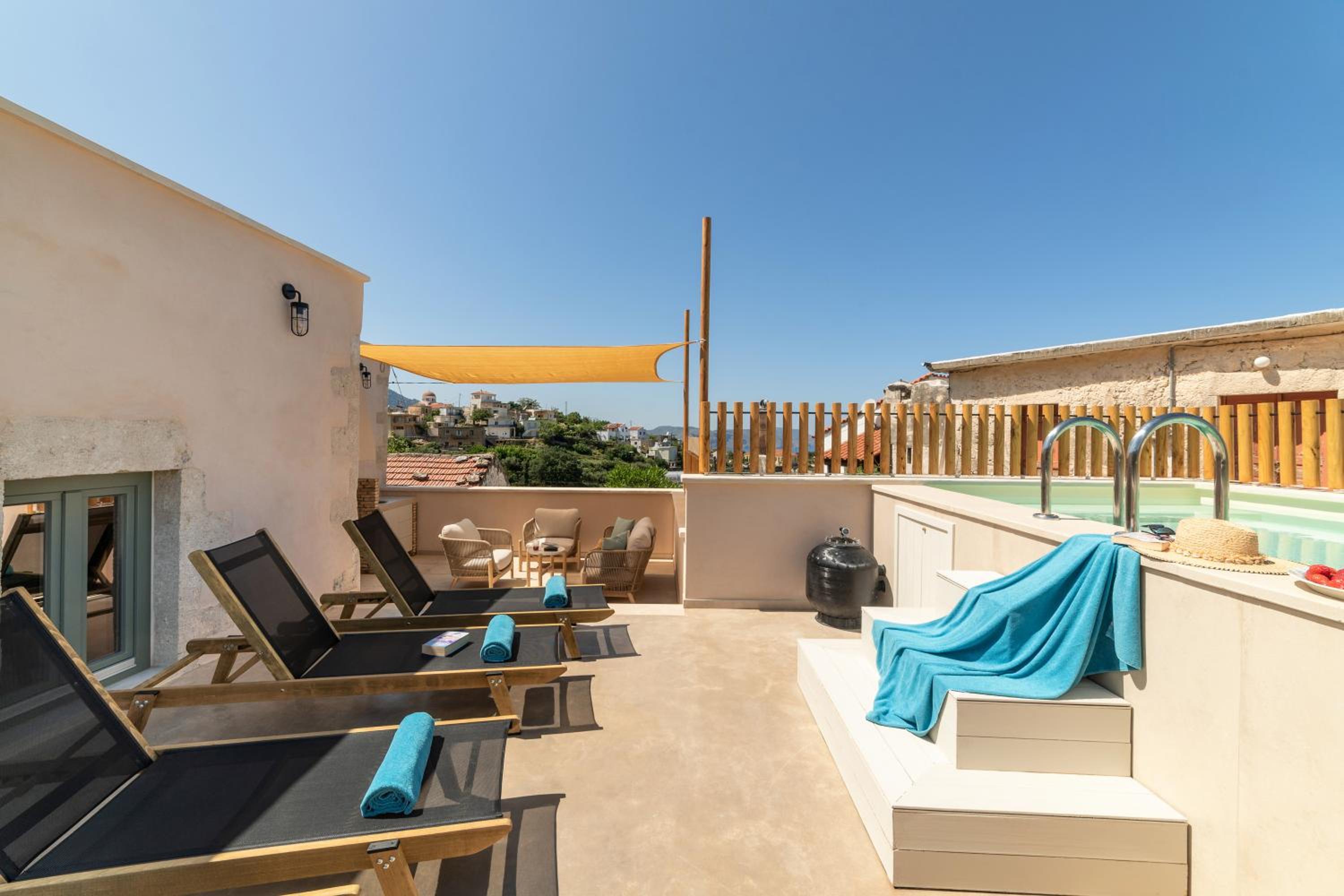 Villa Mirage Kournas Rooftop Sunset by Posarelli