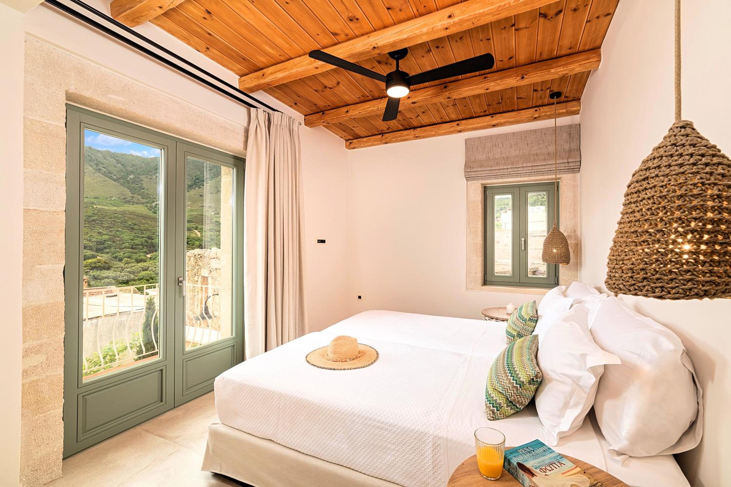 Villa Mirage Kournas Rooftop Sunset by Posarelli