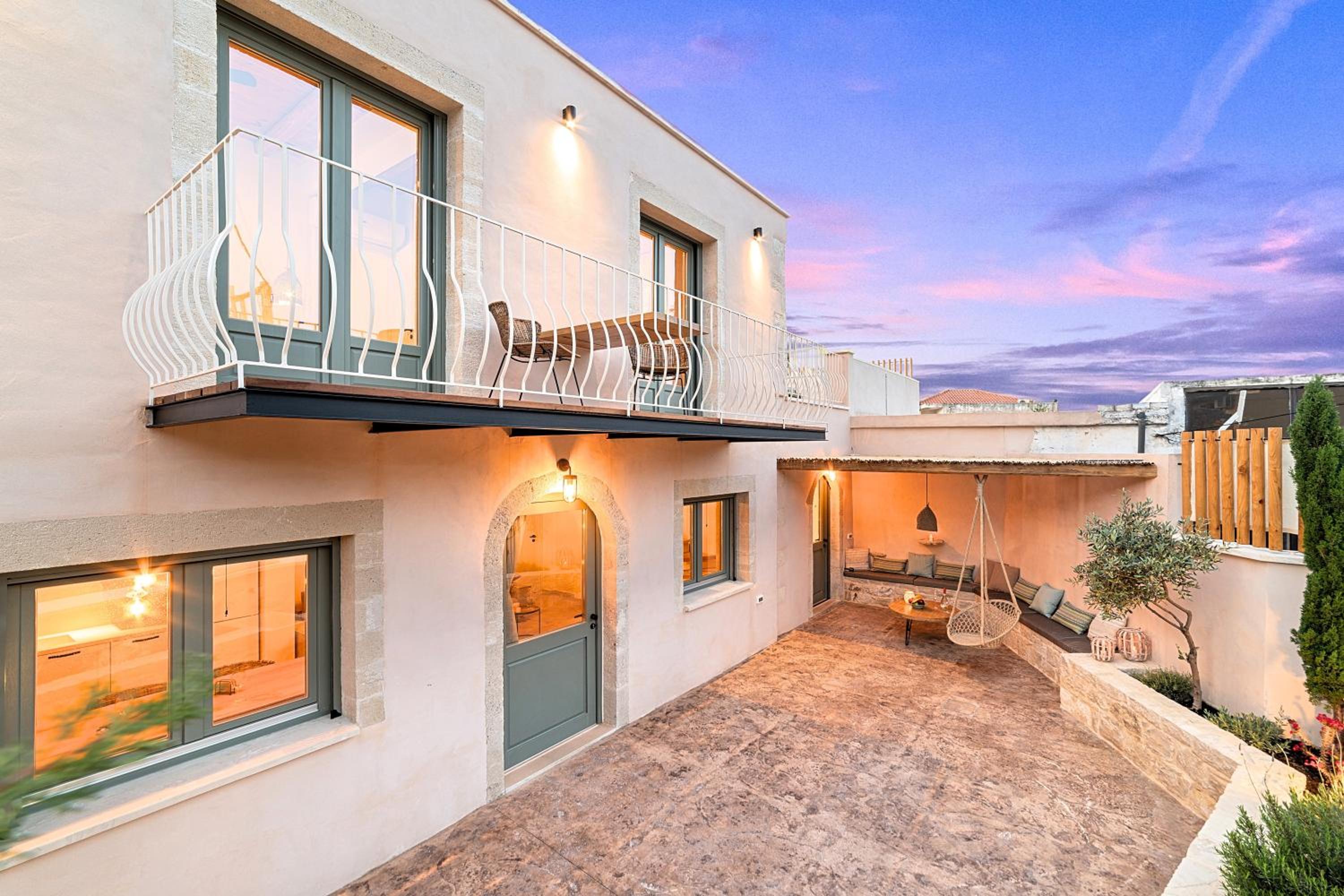 Villa Mirage Kournas Rooftop Sunset by Posarelli