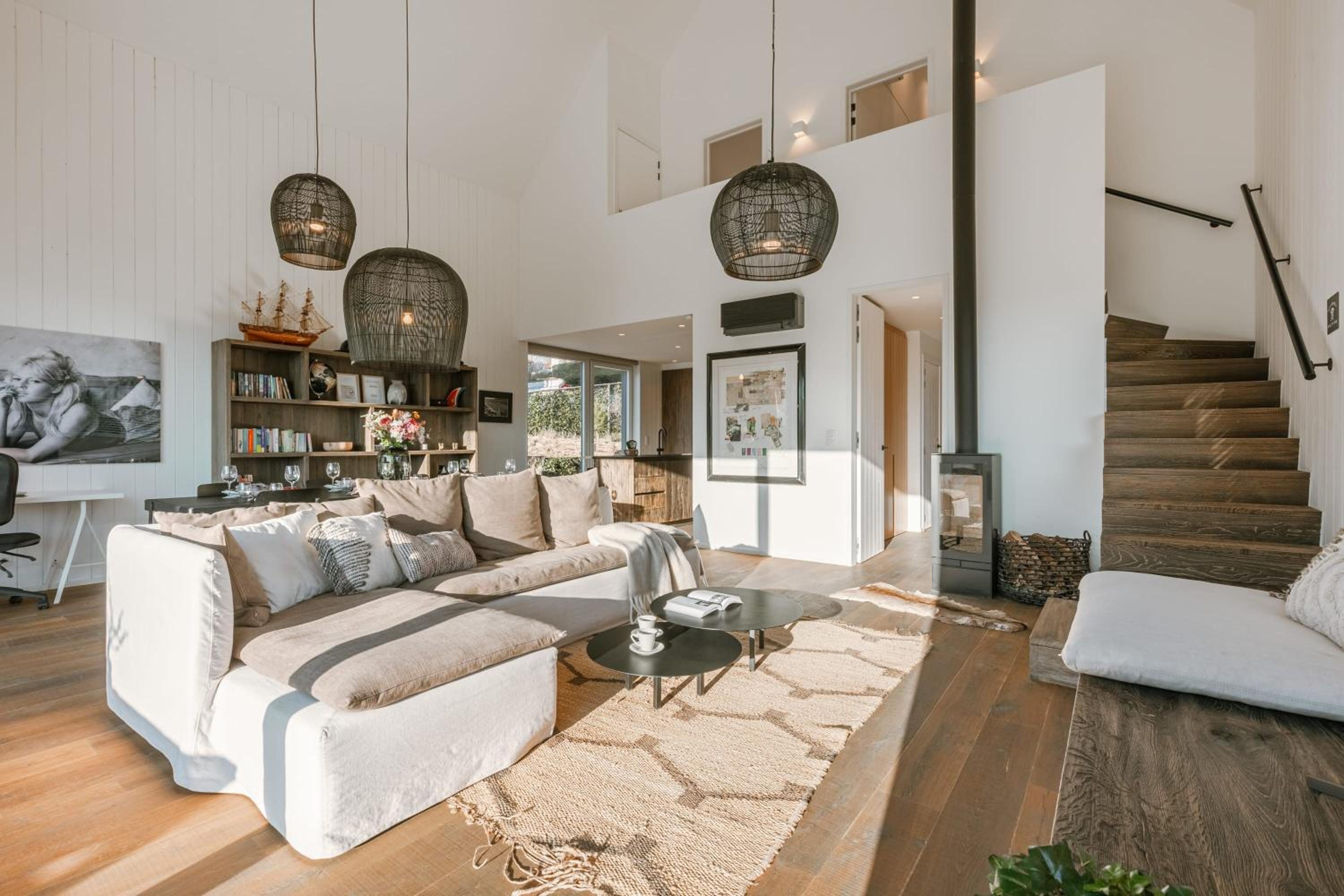 Stylish and spacious vacation home close to the beach