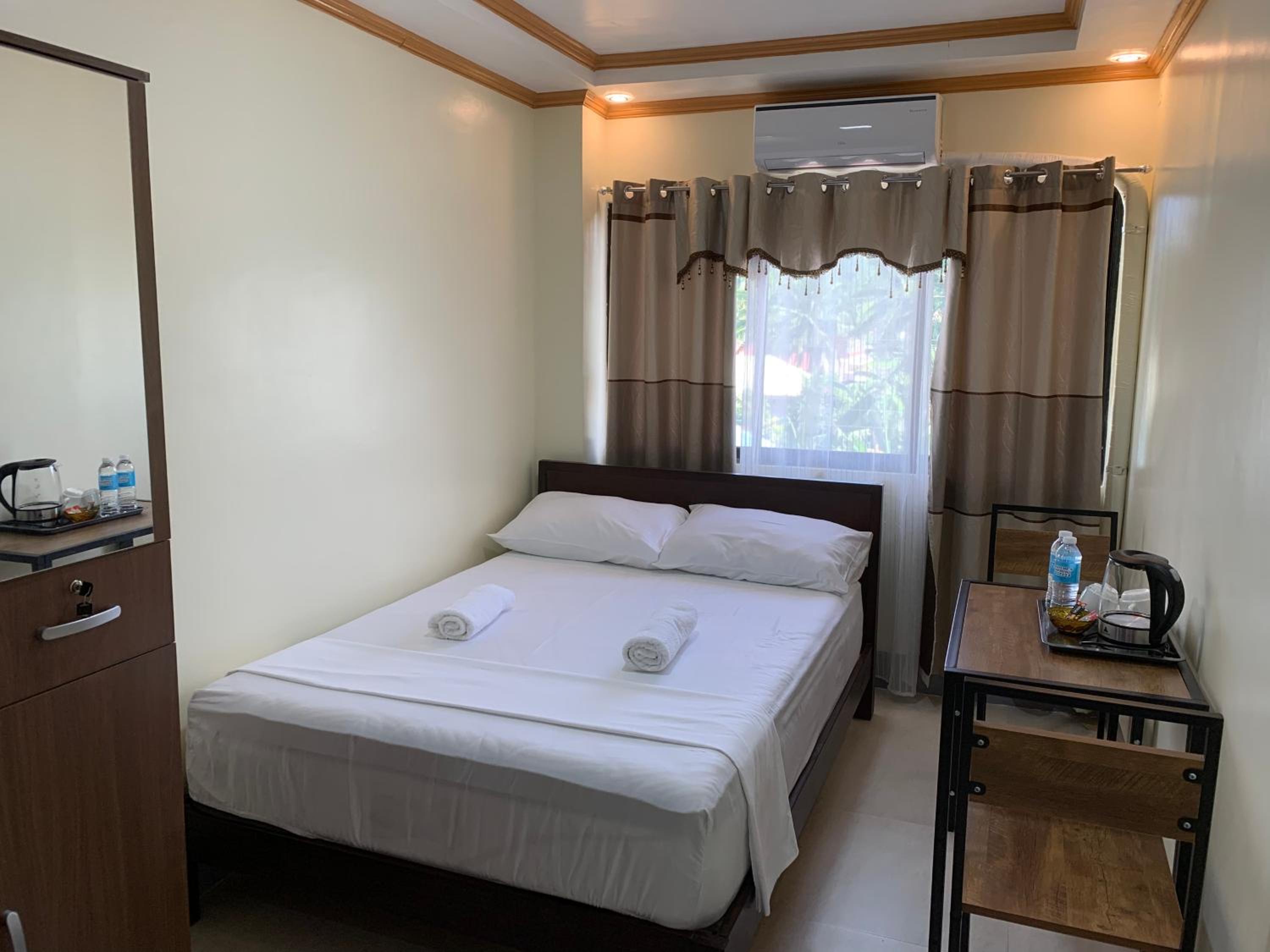ZL TRAVELERS INN view 3
