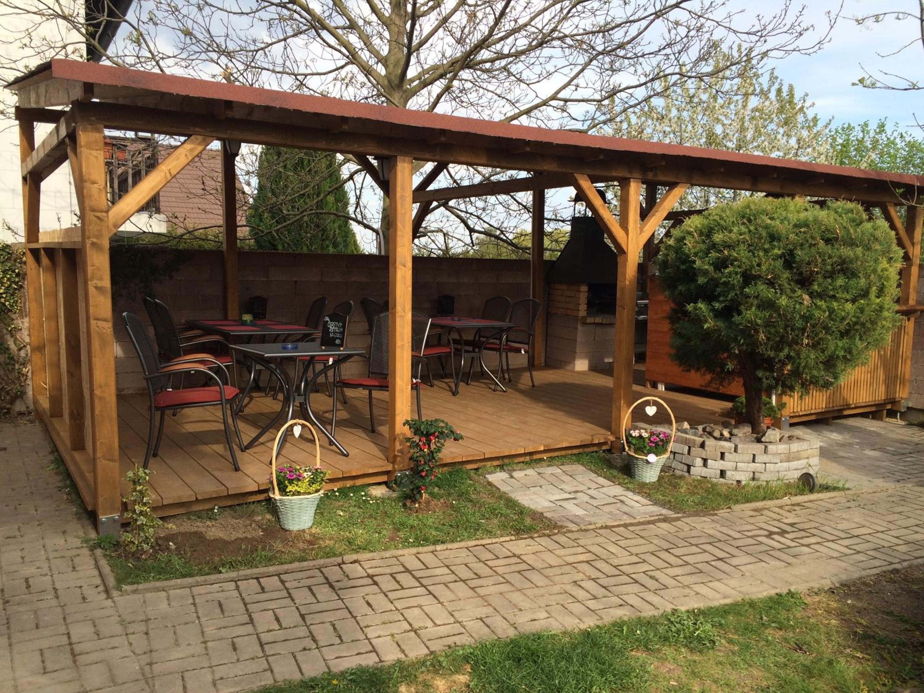 Restaurace-Penzion U Pilota