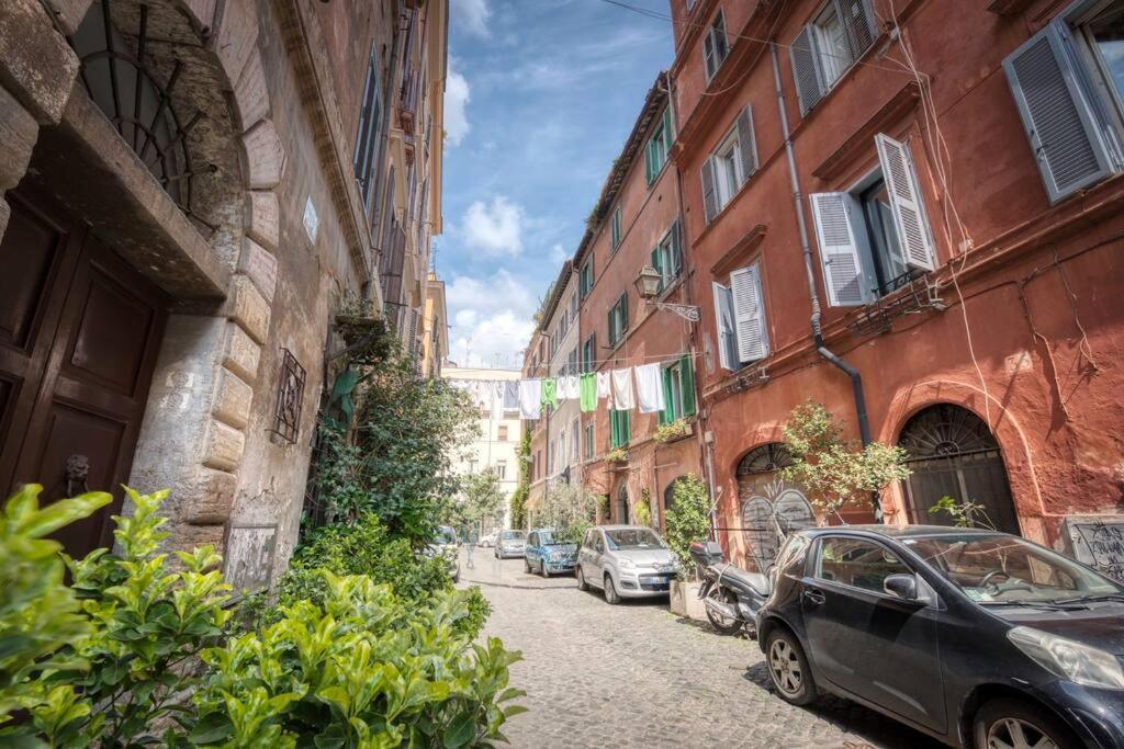 Shabby apartment @Trastevere