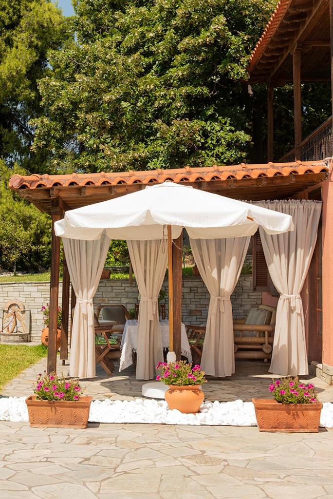 ALKEA beachfront apartment Moles Kalives Halkidiki