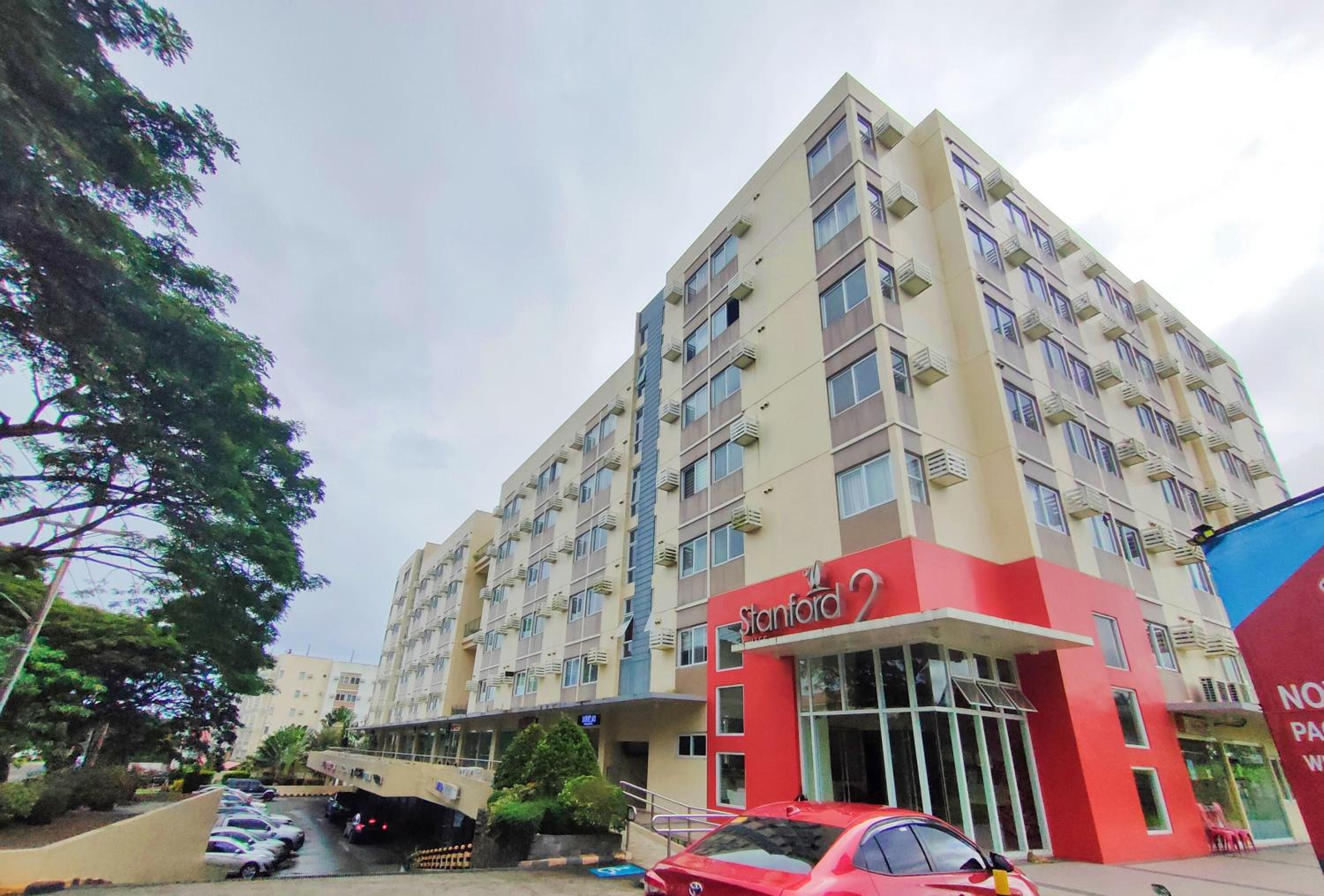 Condo in Silang near Nuvali - Dy's Haven Suites view 3