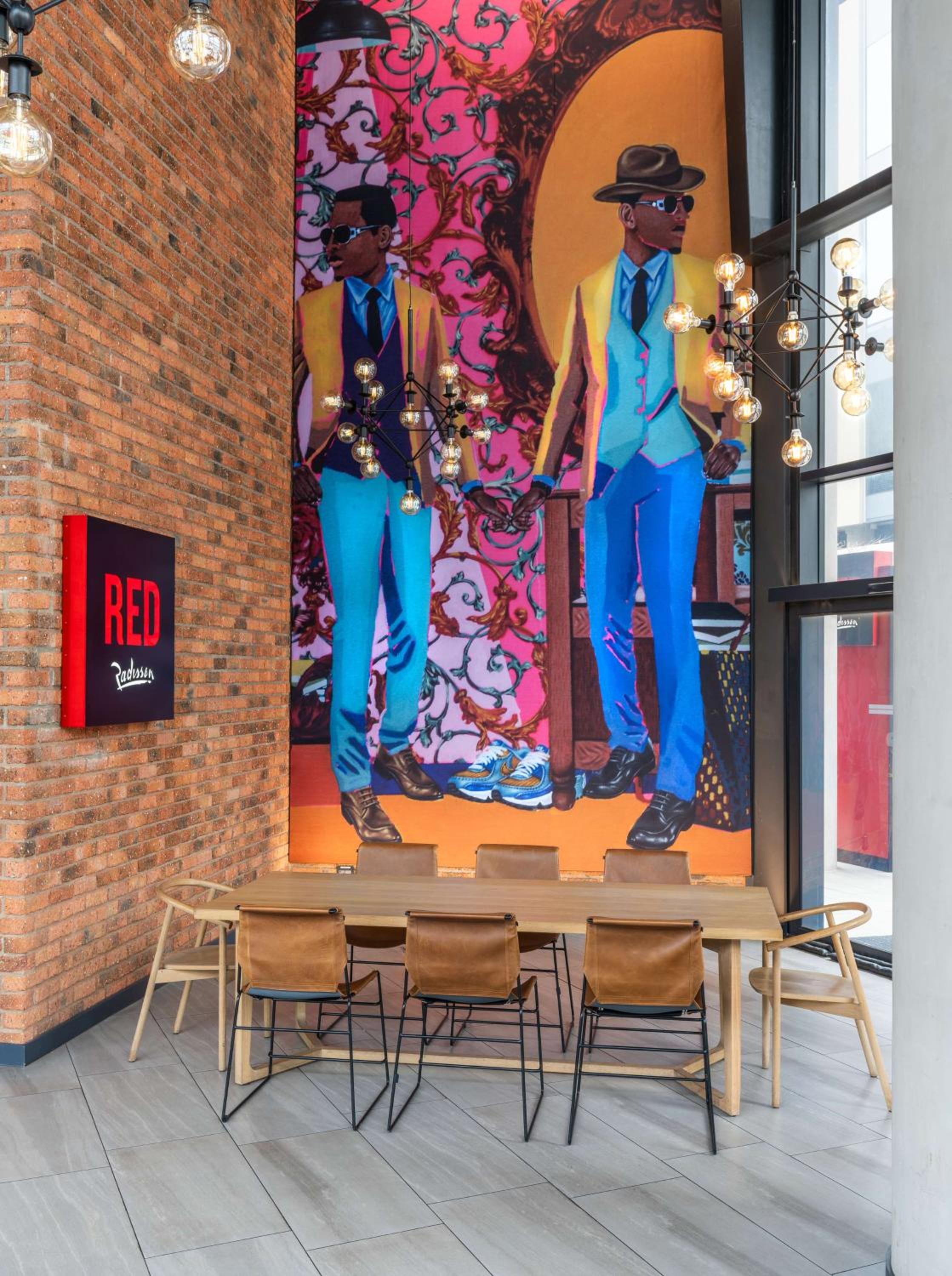 Johannesburg Vacations - Radisson RED Hotel Johannesburg Rosebank - Property Image 17