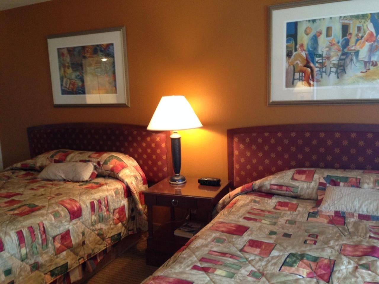 Cameo Motel - Portland view 2