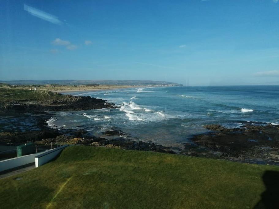 Portstewart Sea View Strand House view 4