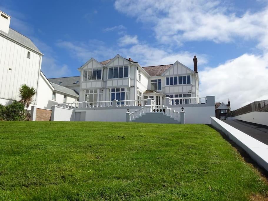 Portstewart Sea View Strand House view 2