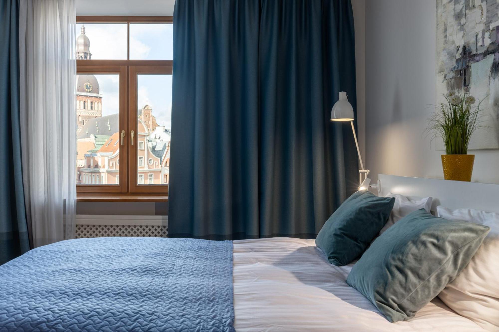 1BD Apartment with Old Town View view 4