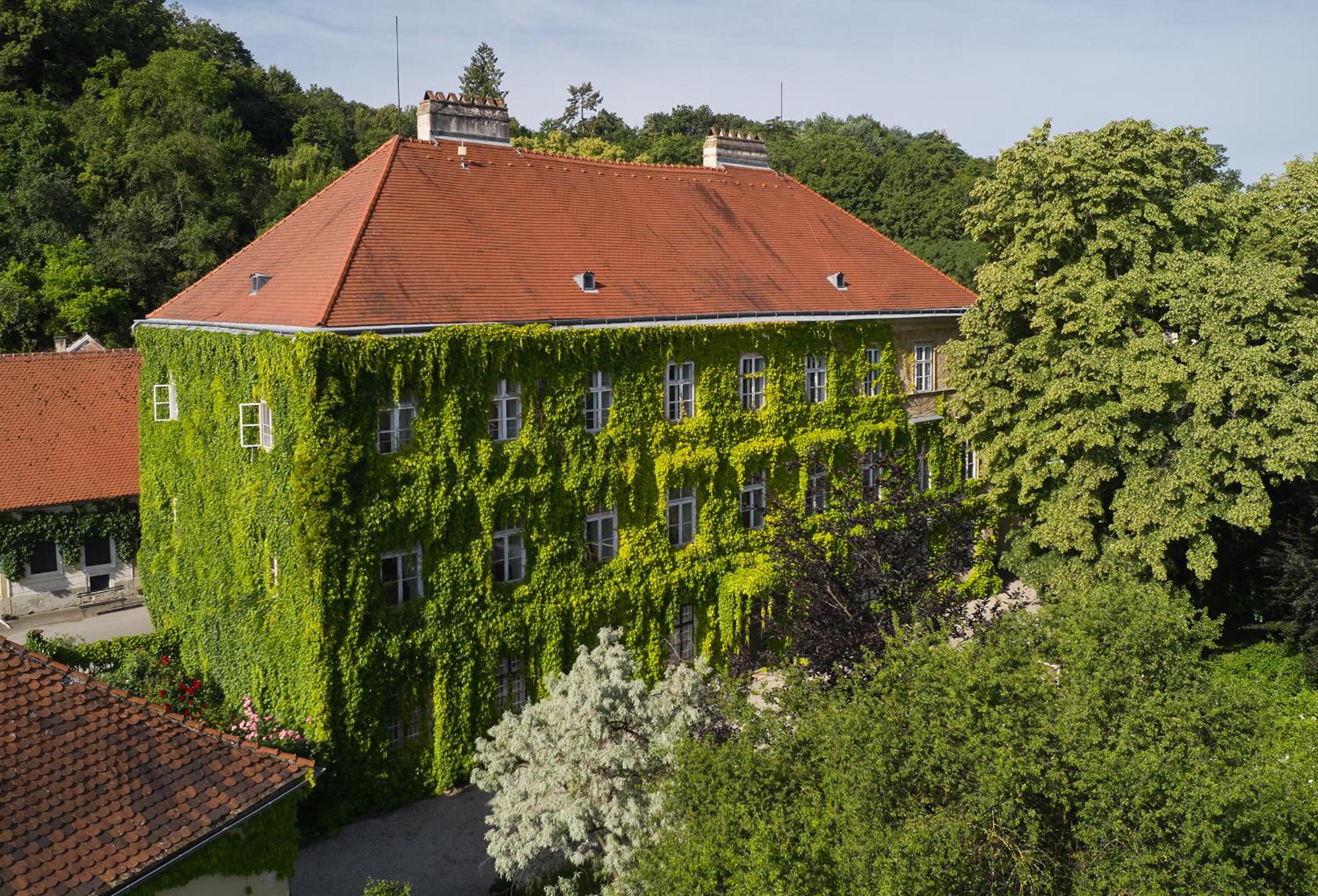 Schloss Hollenburg Aparte Apartments