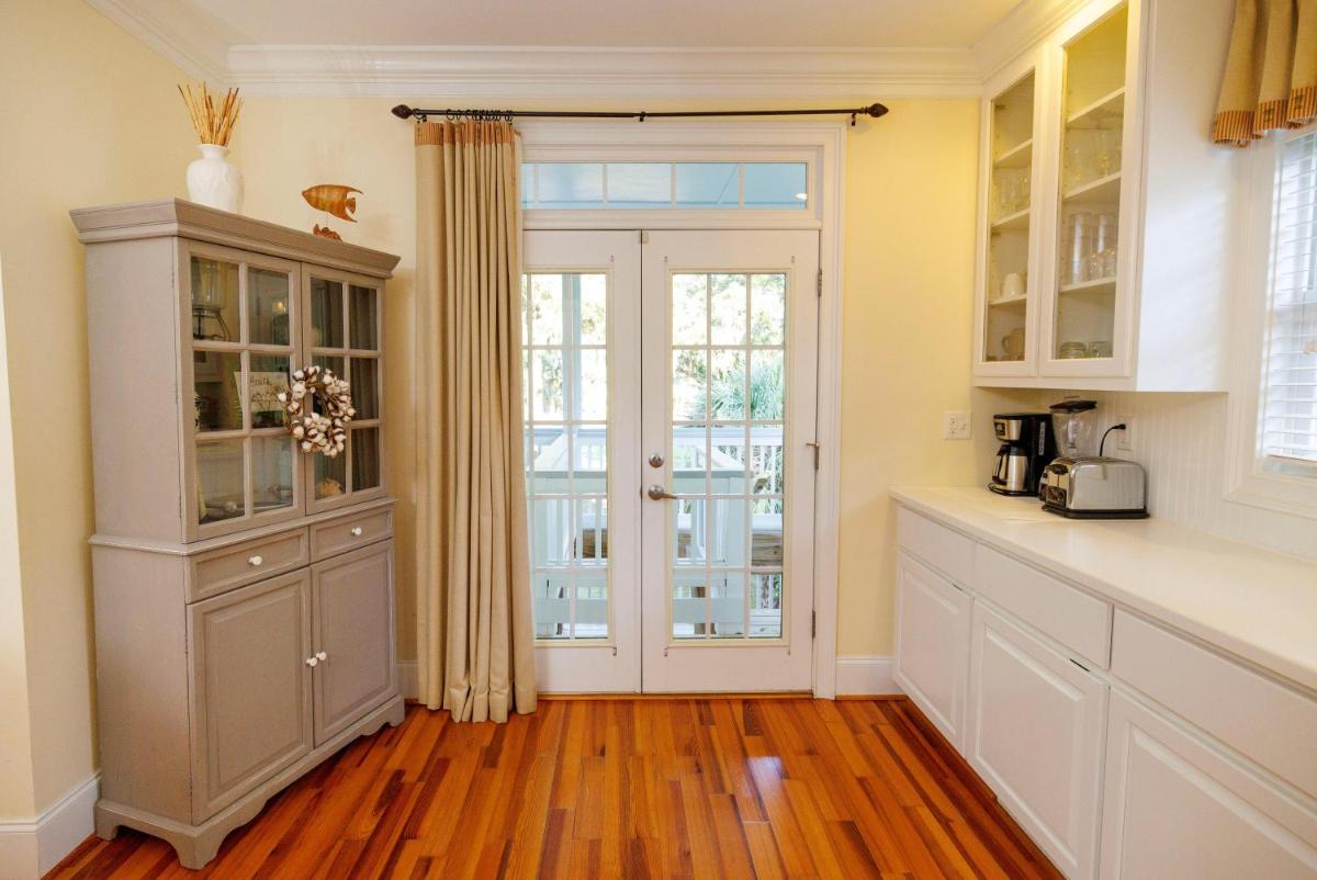 A Sea Suite view 5