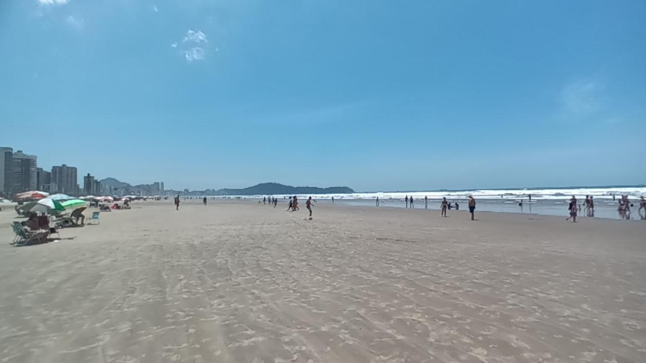 Apto com sacada GOURMET VISTA MAR