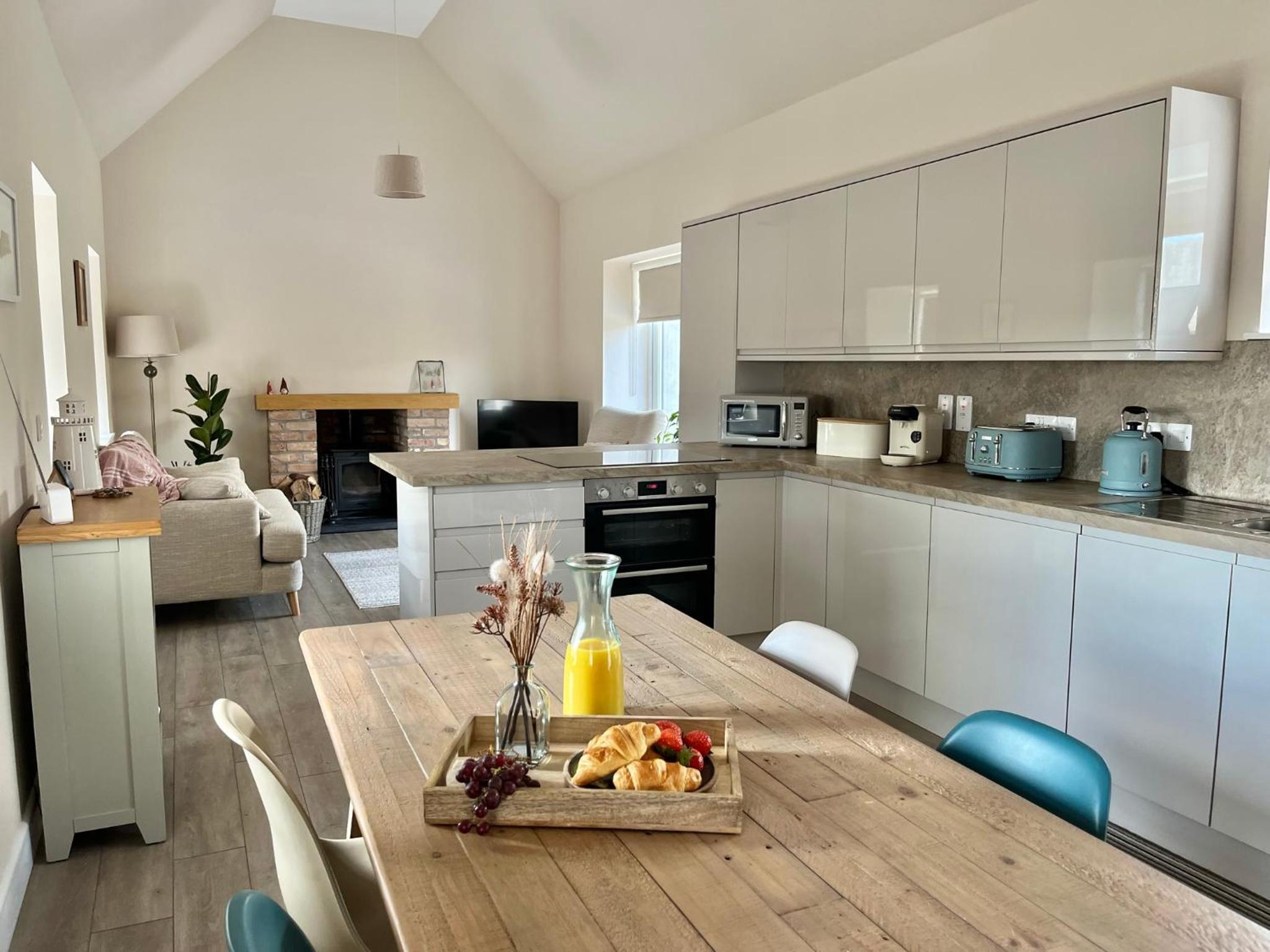 Tumbledown Croft, rural cottage near Cruden Bay view 2