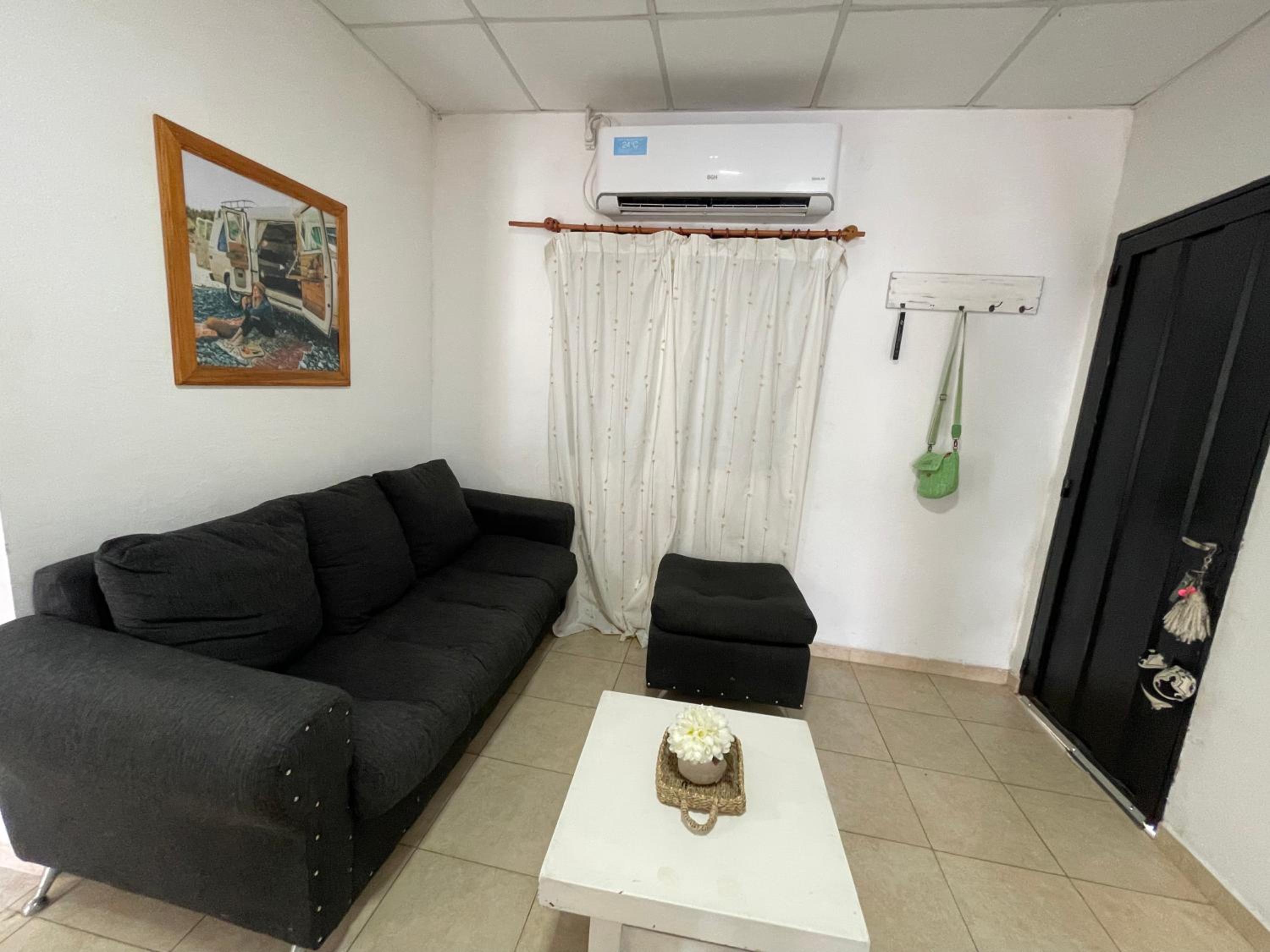 Casa con Piscina Semi Céntrica