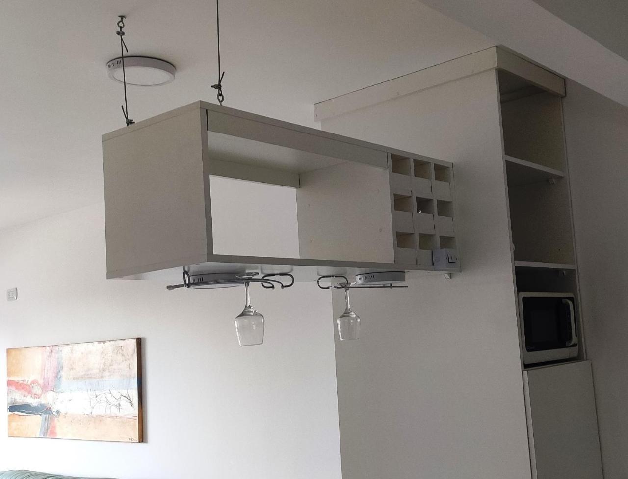 Amplio Monoambiente Dividido 45 m2. Flores.