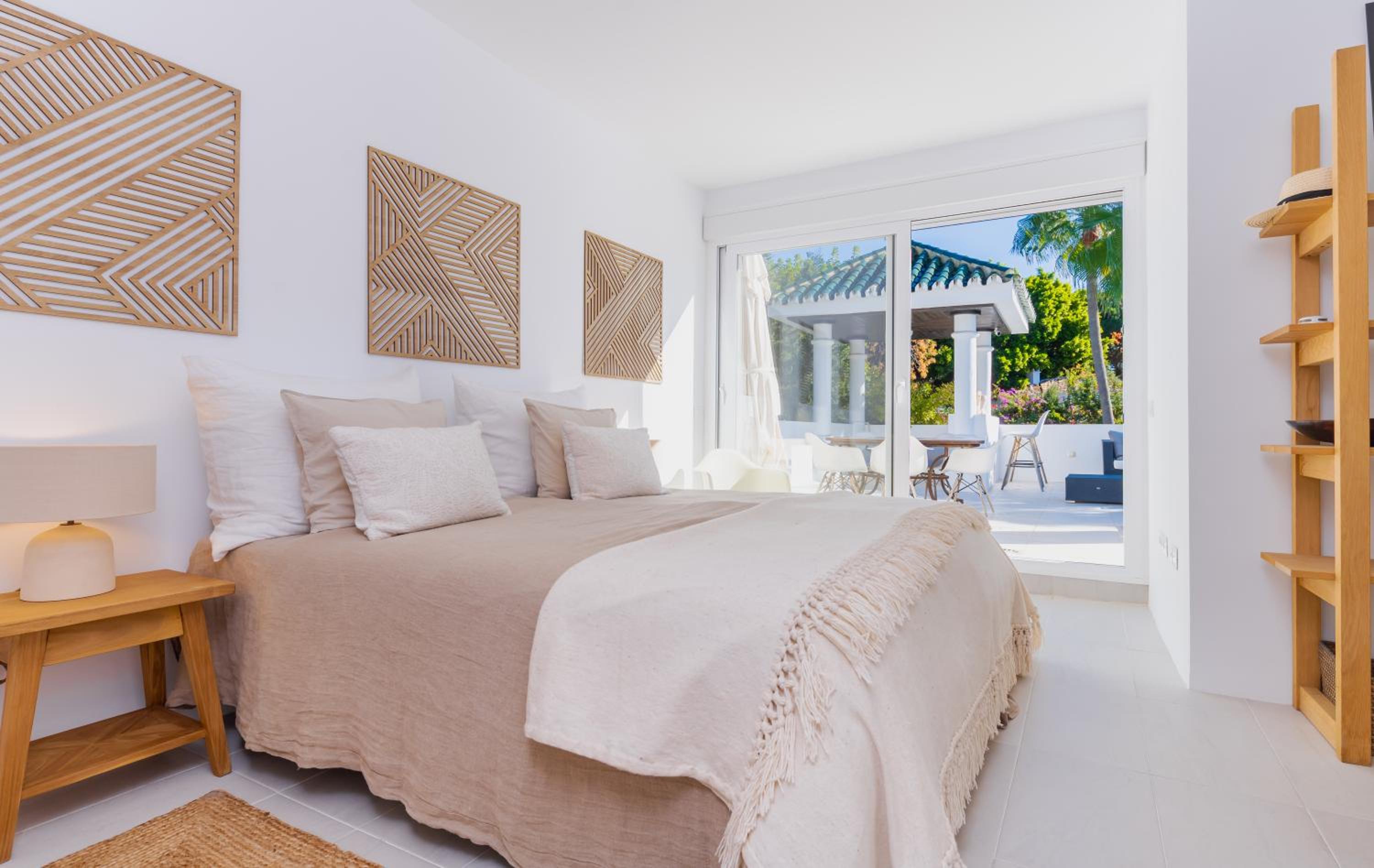 Unique Luxury Beach Side Villa with Heated Pool