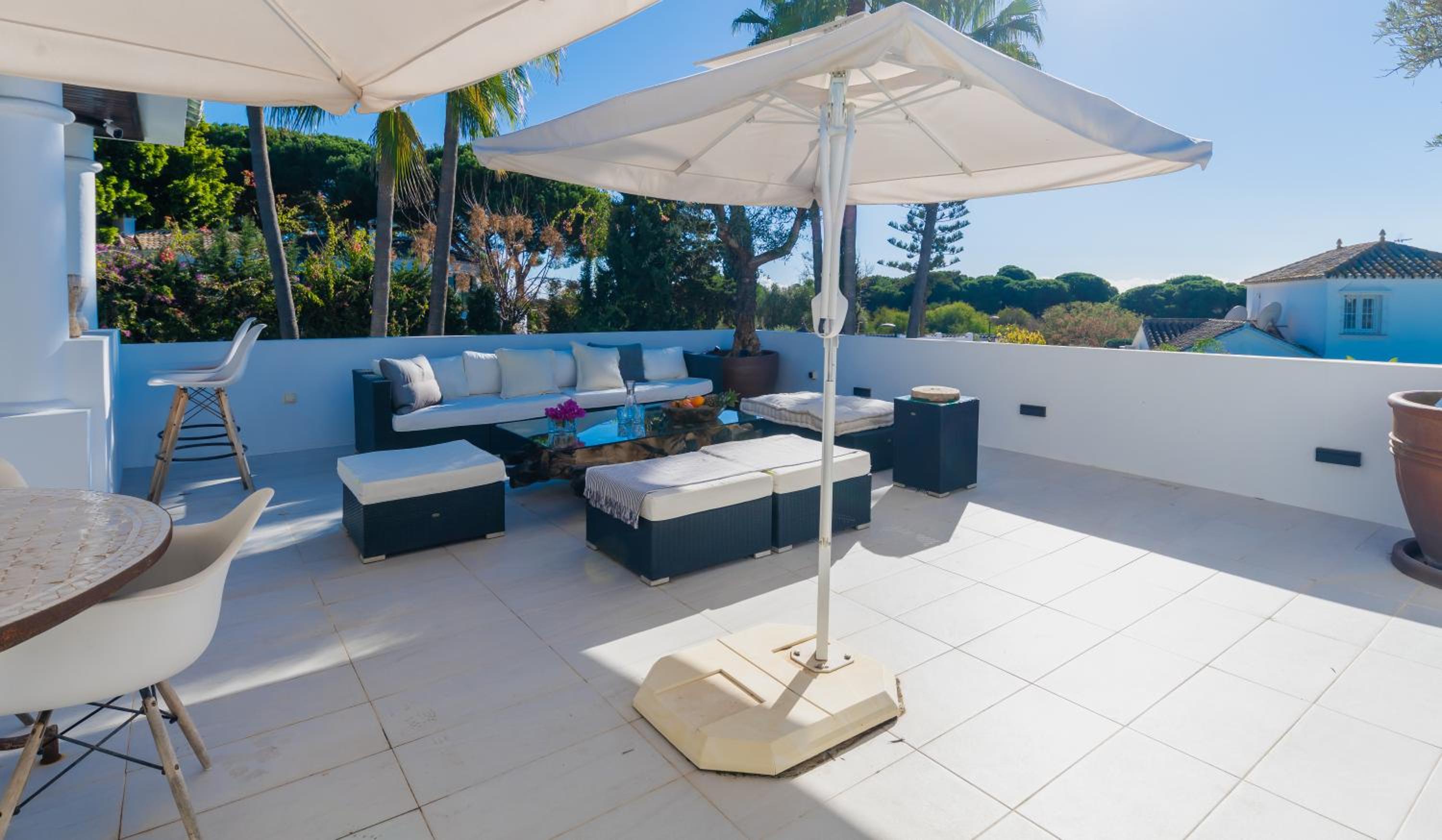 Unique Luxury Beach Side Villa with Heated Pool
