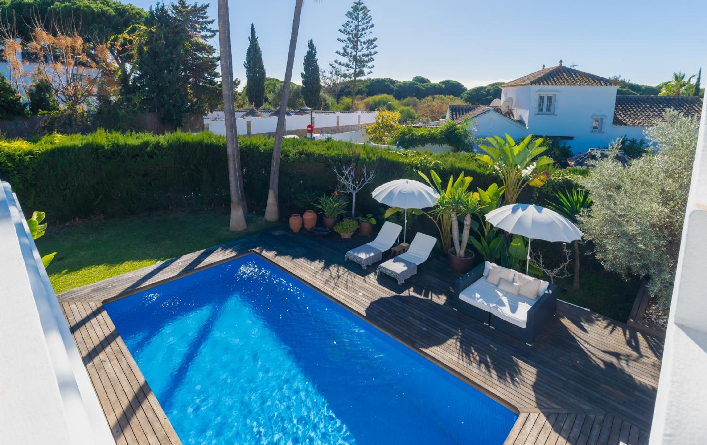 Unique Luxury Beach Side Villa with Heated Pool