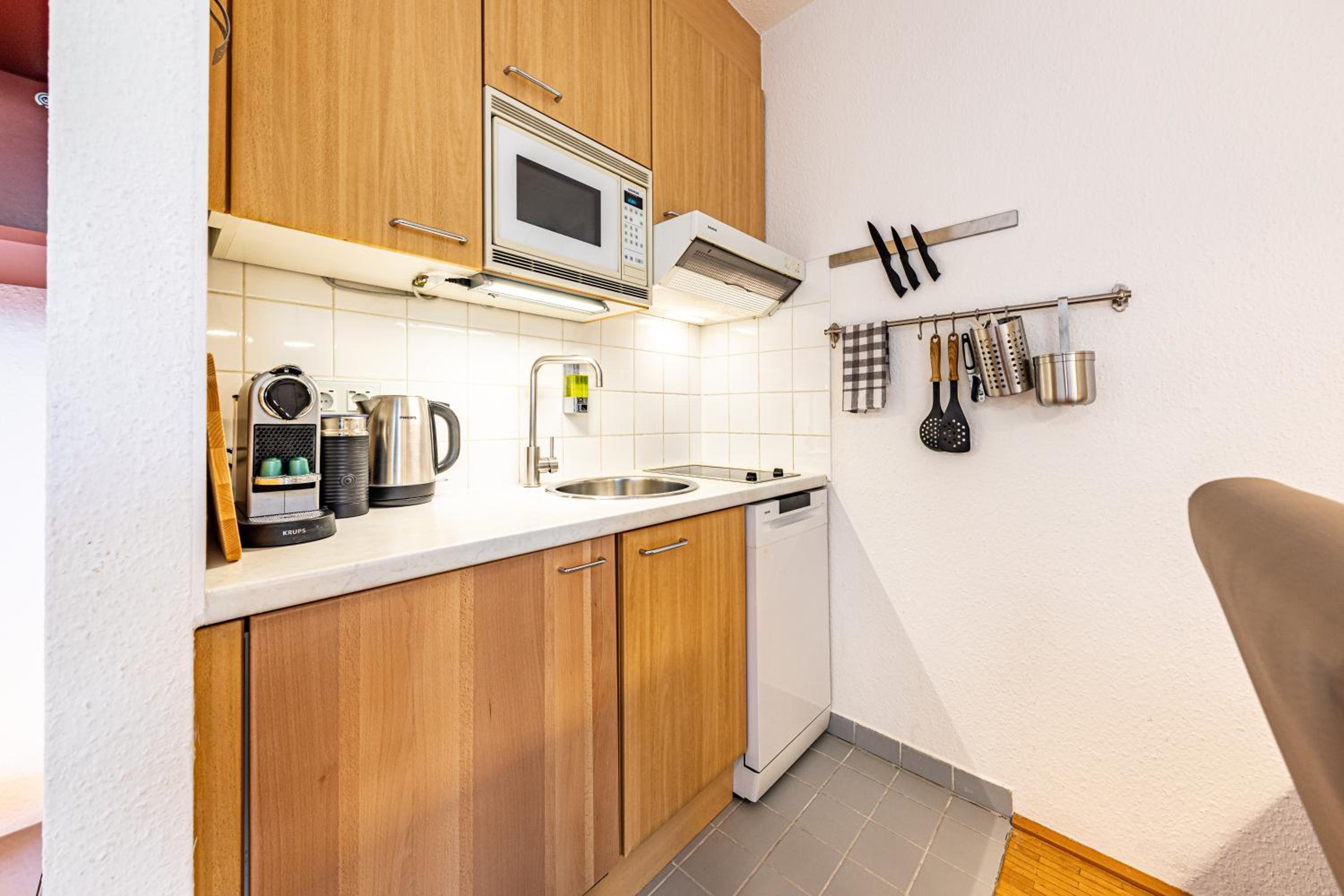 CALM & CONNECTED by JR City Apartments