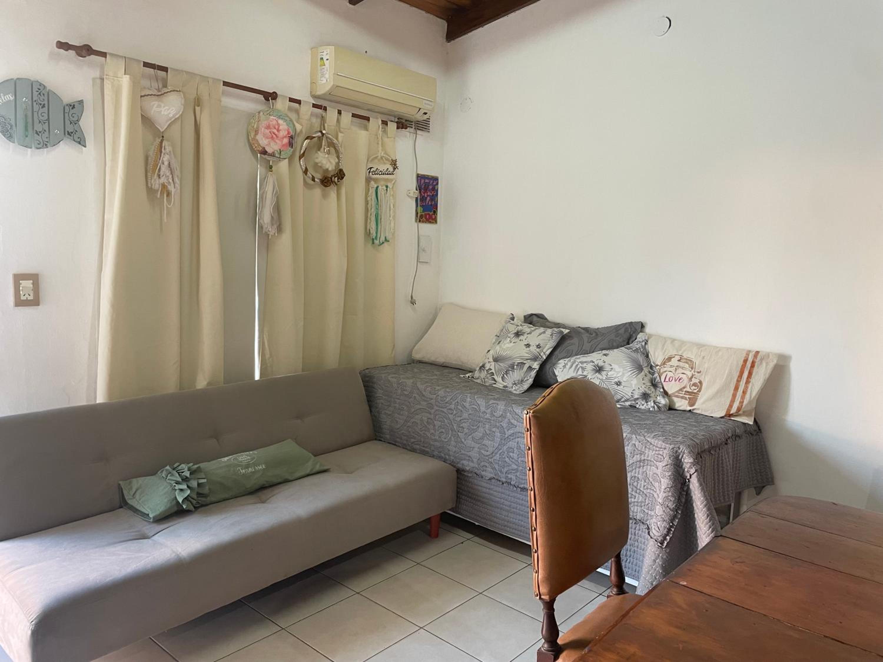 Casa A Metros de la Costanera Rambla