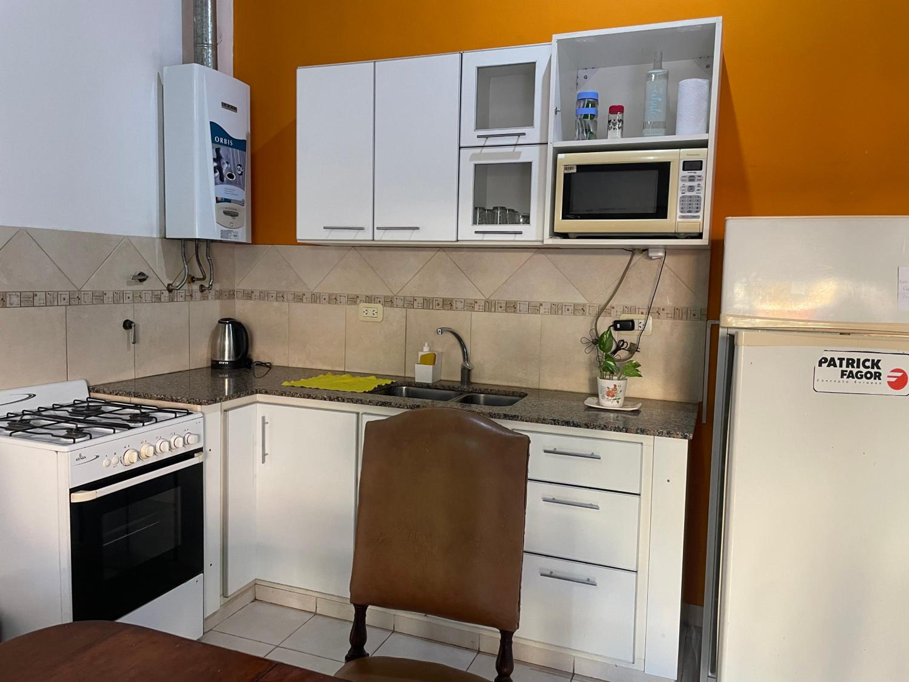Casa A Metros de la Costanera Rambla