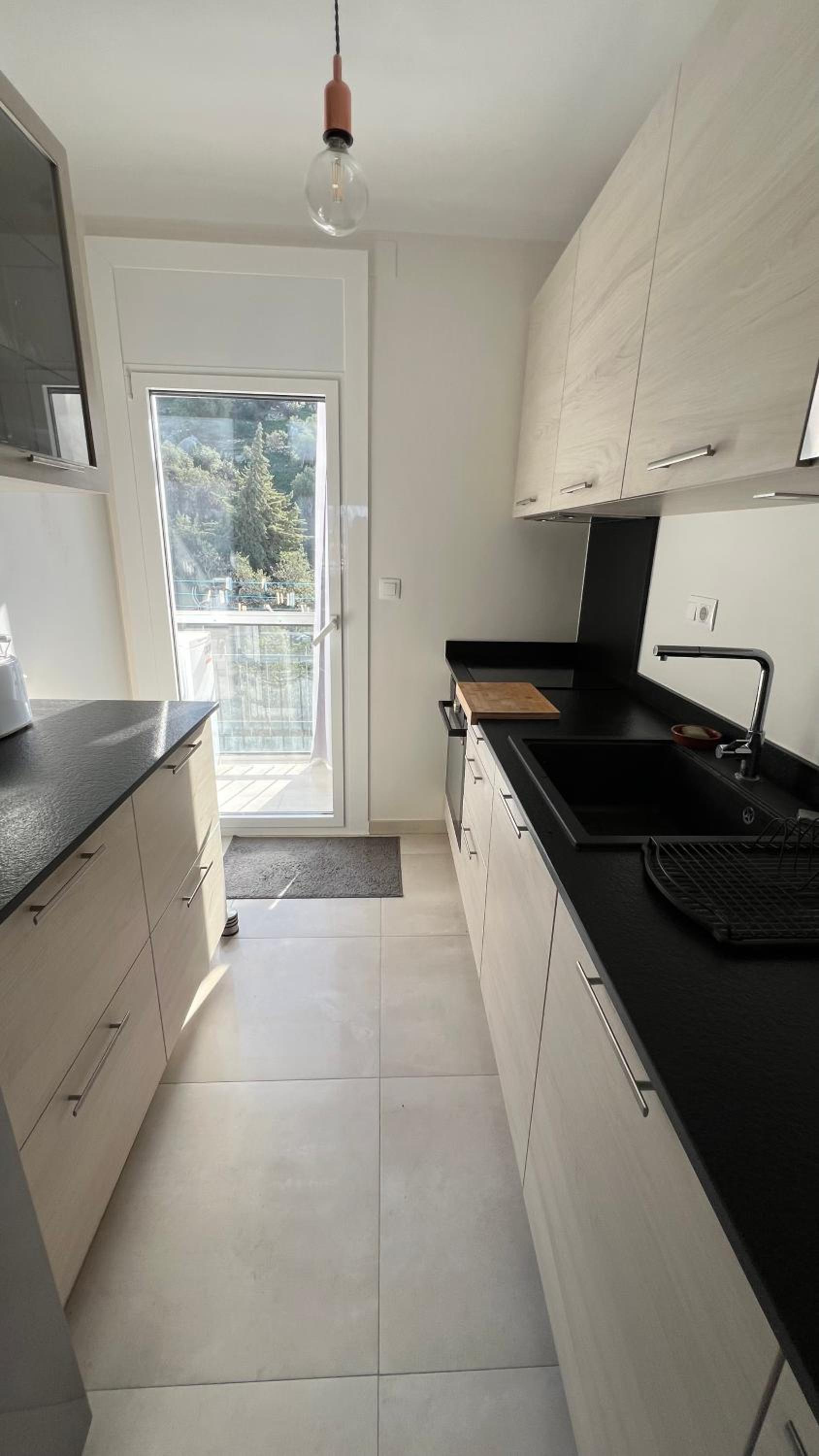 Precioso apartamento con vistas espectaculares de la Bahia Roses AV-48