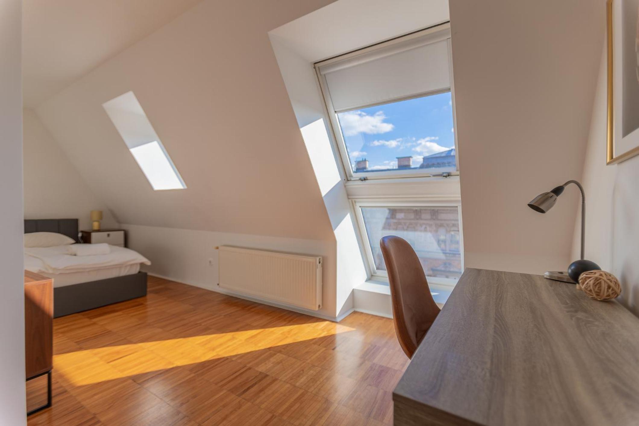 Modern Top Floor Apartment with a Terrace