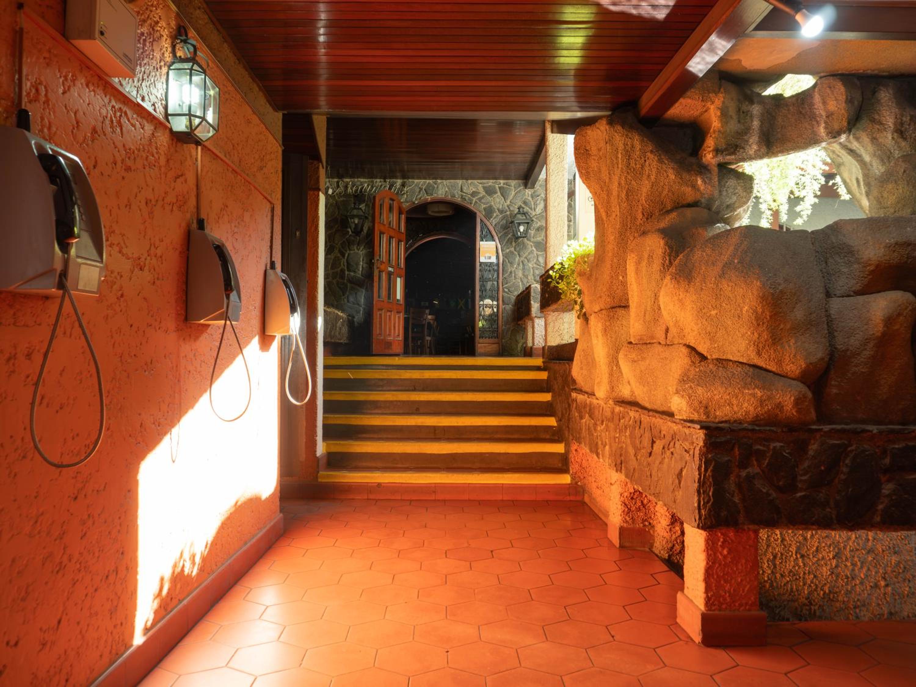 Caracas Vacations - Hotel El Arroyo - Property Image 10