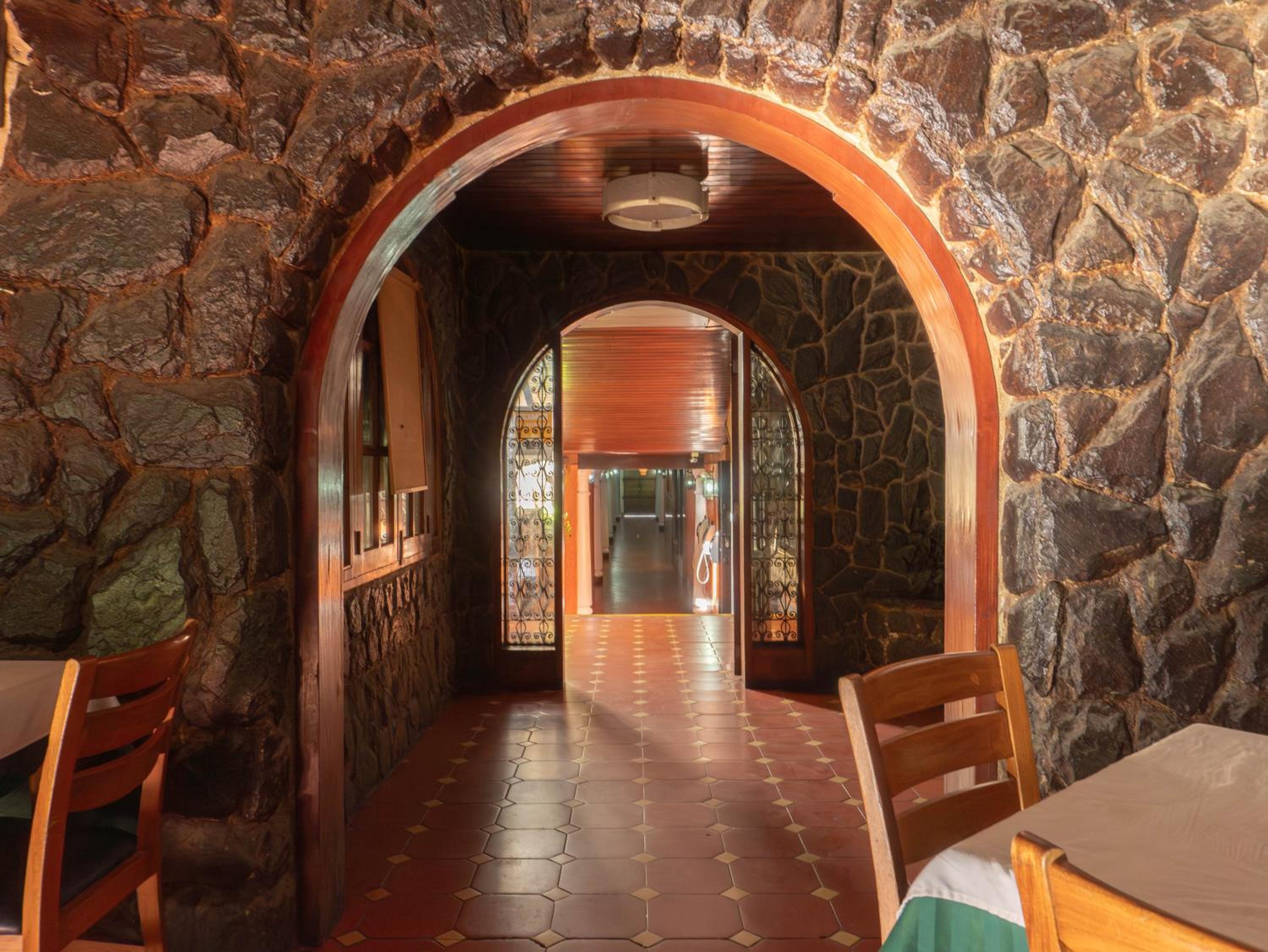 Caracas Vacations - Hotel El Arroyo - Property Image 13