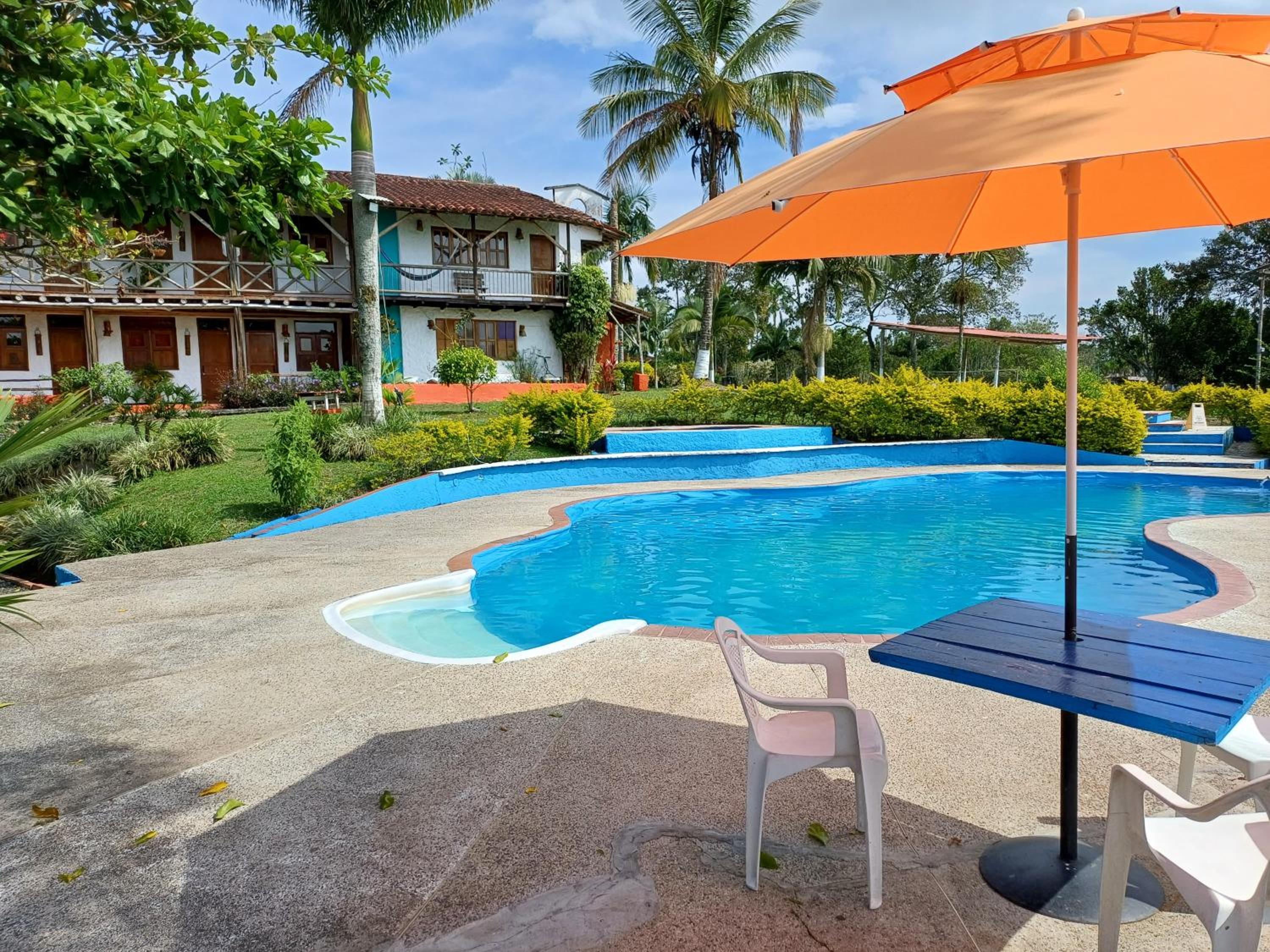 finca hotel palmas frente a panaca