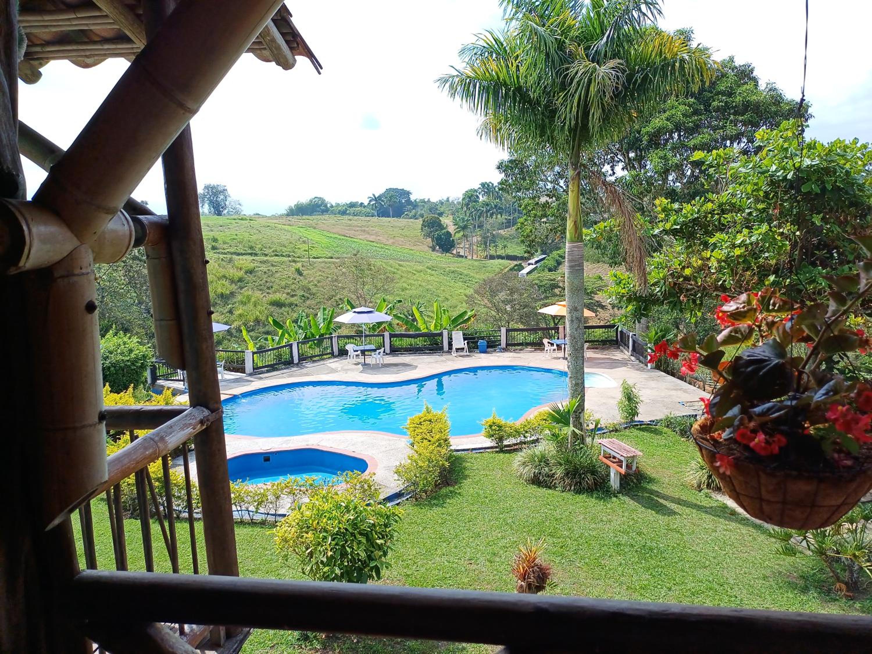 finca hotel palmas frente a panaca