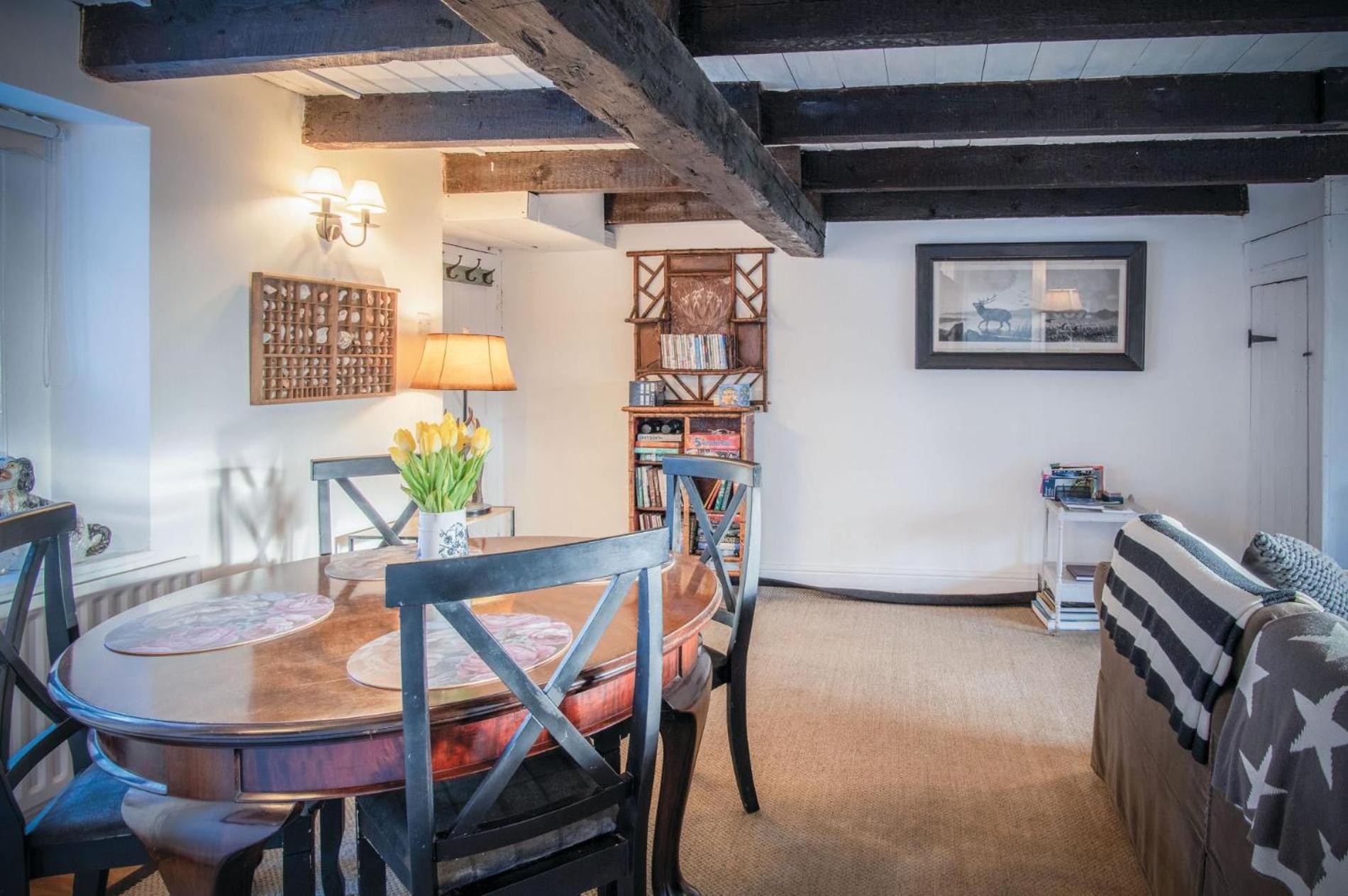 Milan Cottage - 2 Bedroom Cottage - Port Eynon view 2