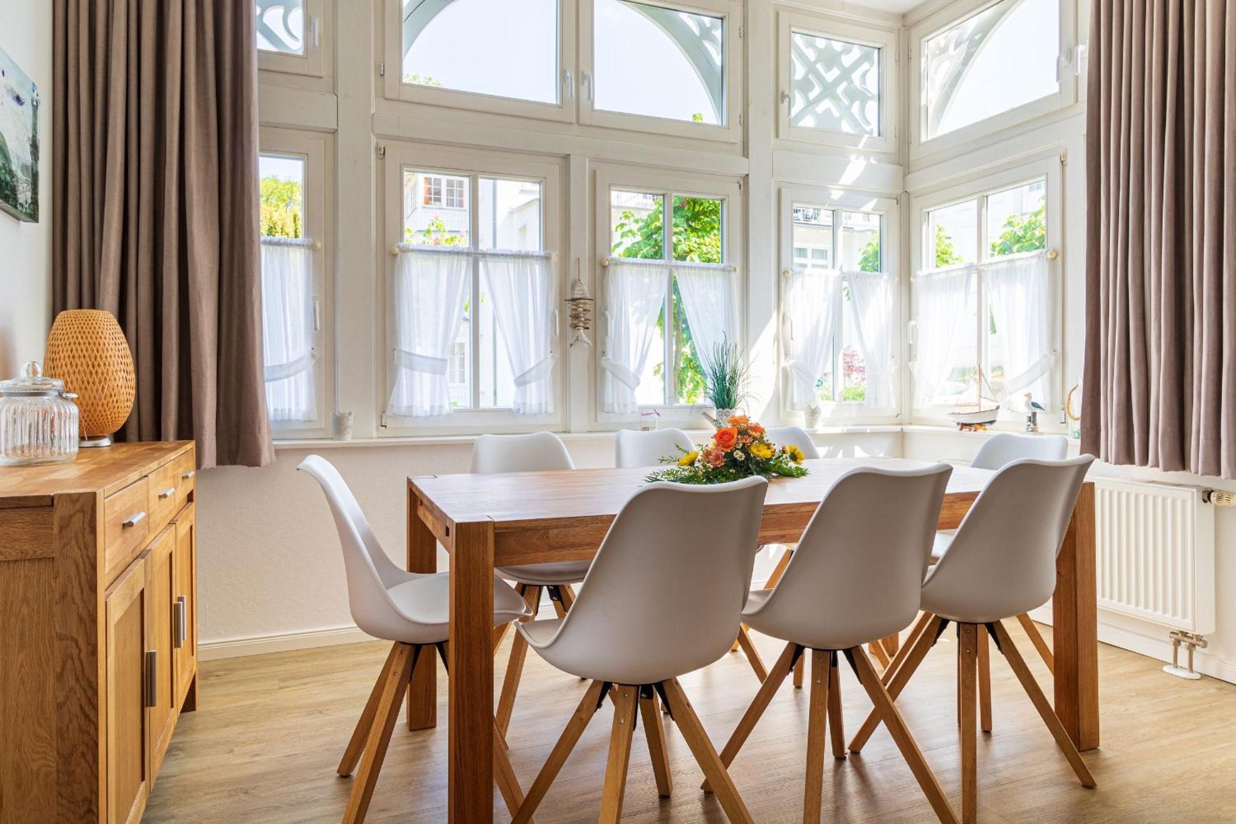 Ferienwohnung 1 Villa Eden