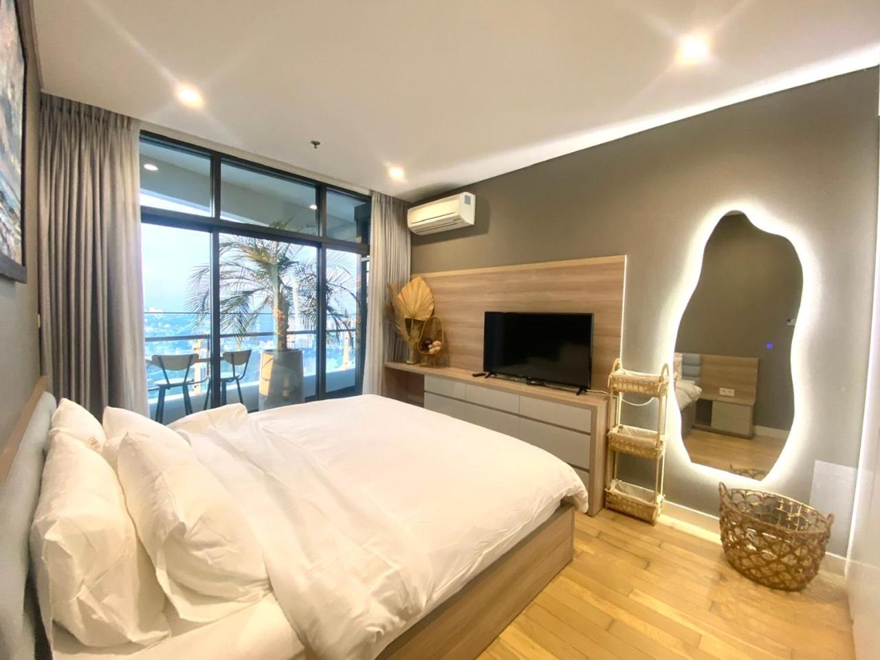 Căn hộ 2bed và 3bed diện tích lớn Full nội thất , cho thú cưng