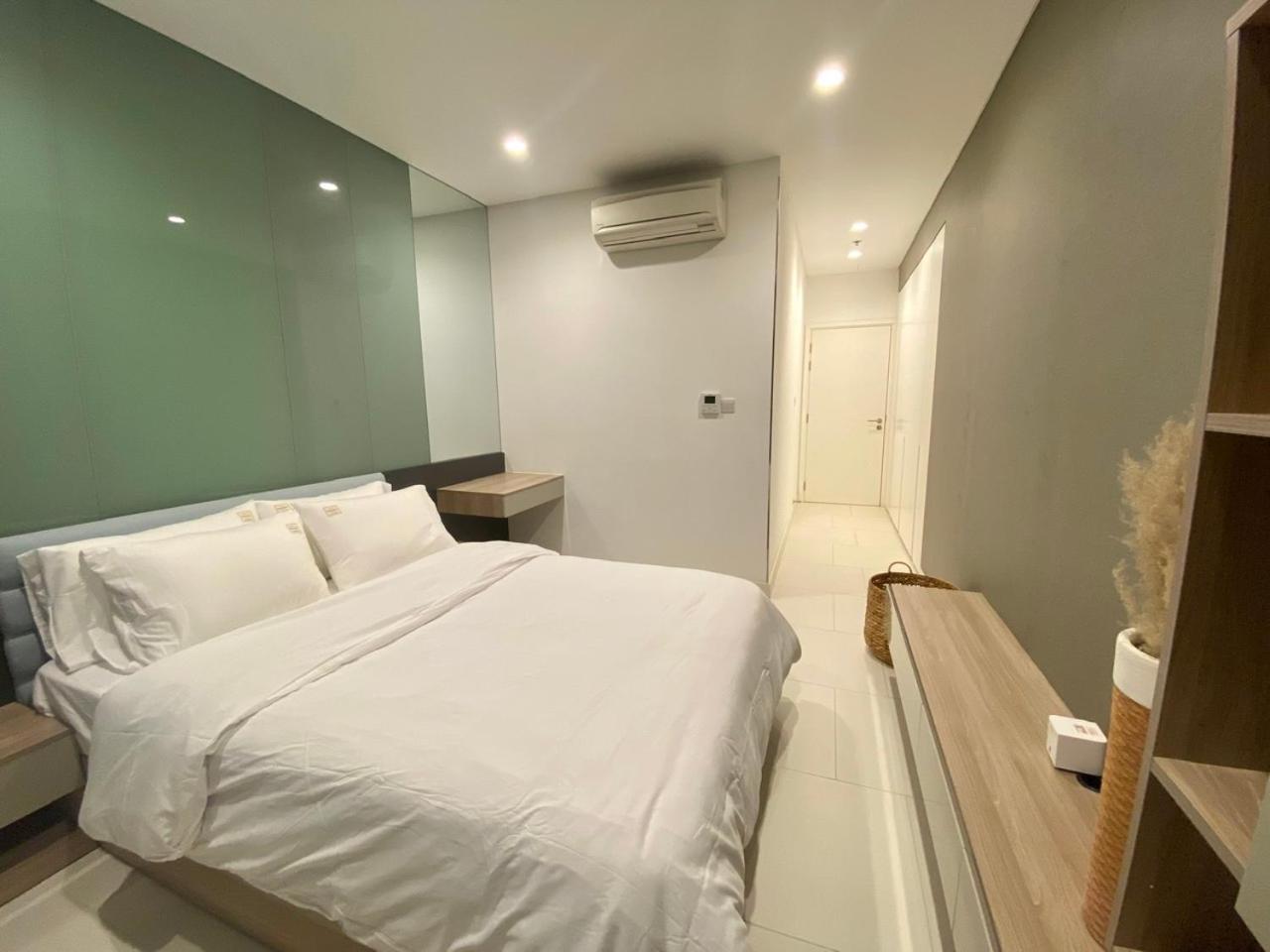 Căn hộ 2bed và 3bed diện tích lớn Full nội thất , cho thú cưng