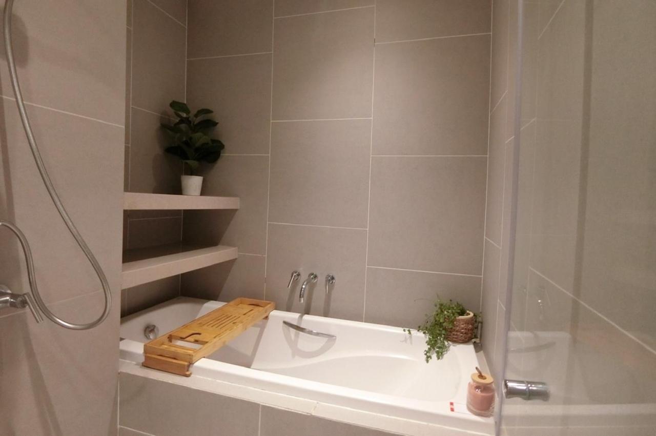 Căn hộ 2bed và 3bed diện tích lớn Full nội thất , cho thú cưng