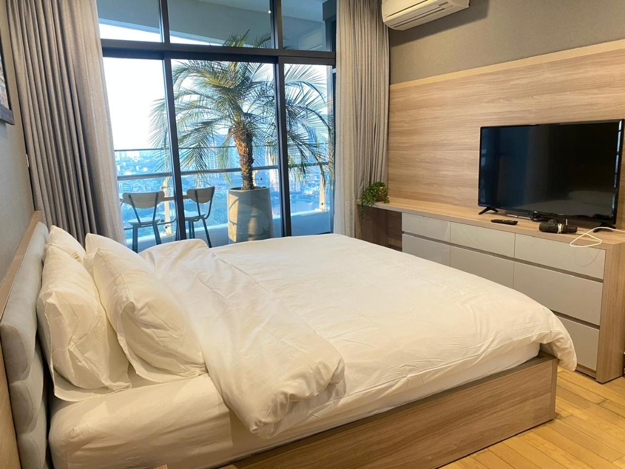 Căn hộ 2bed và 3bed diện tích lớn Full nội thất , cho thú cưng