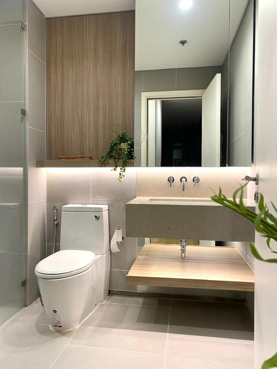 Căn hộ 2bed và 3bed diện tích lớn Full nội thất , cho thú cưng