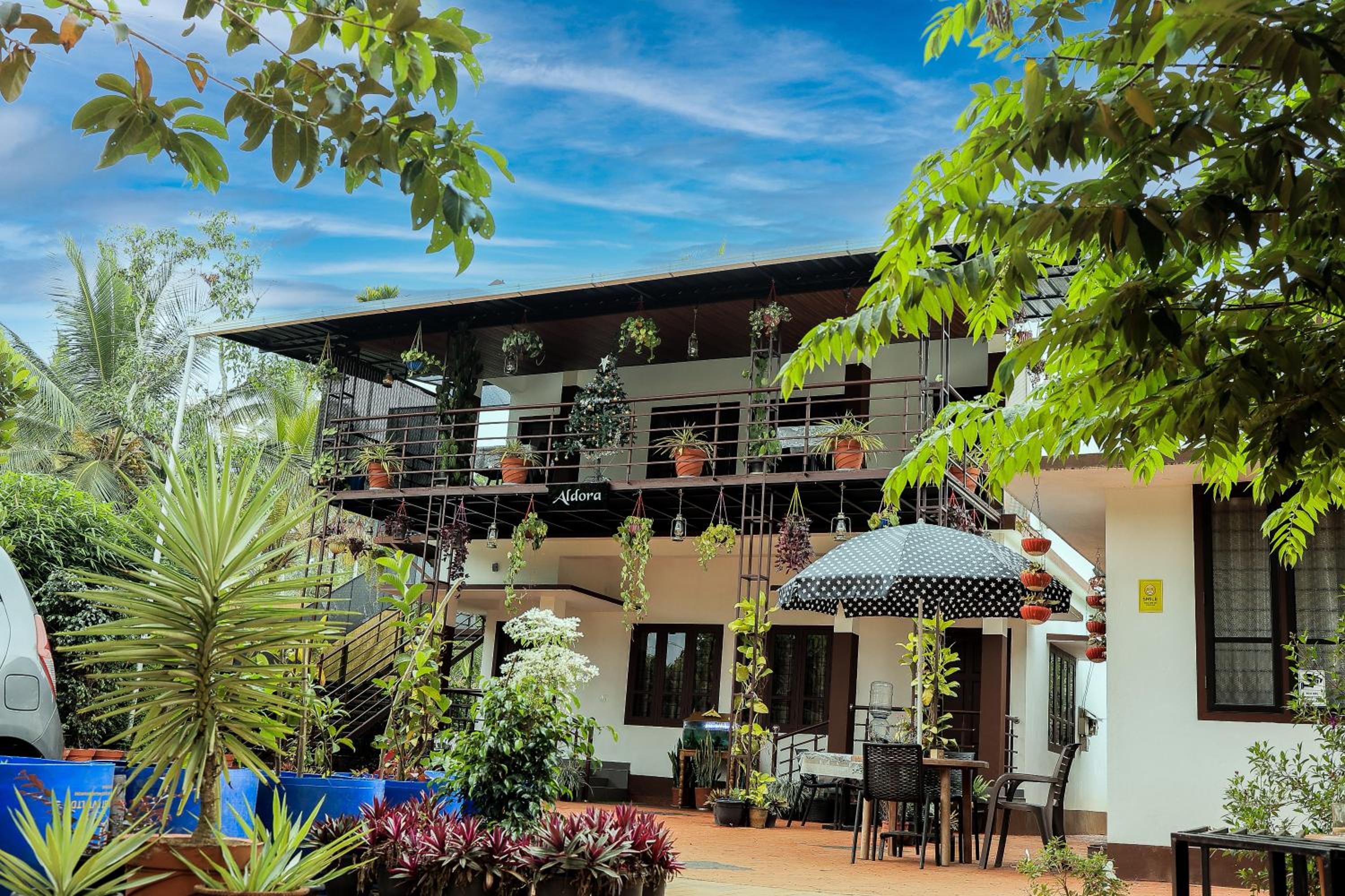 Aldora Holiday Homes view 3