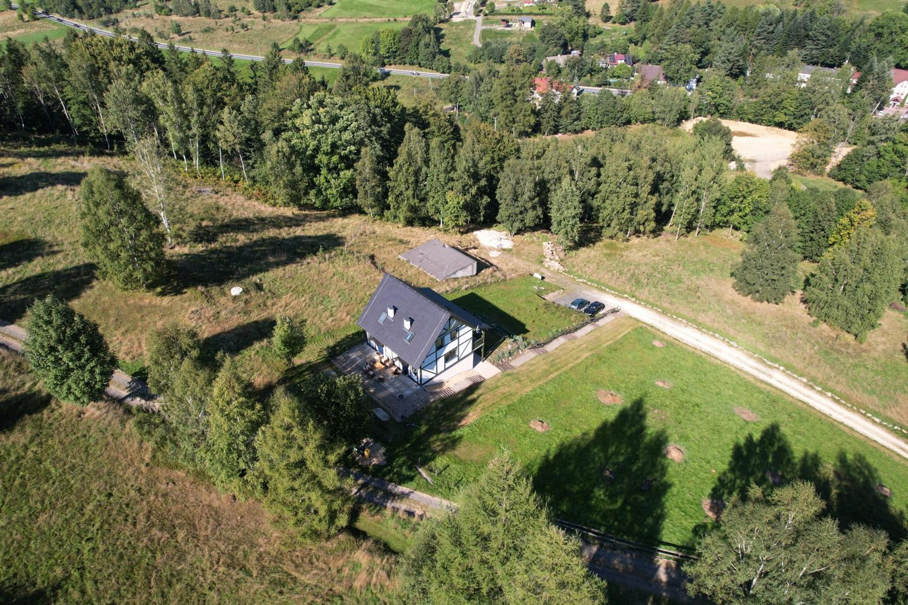 Photo 9
