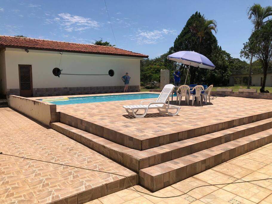 Chácara em São Pedro com piscina e churrasqueira