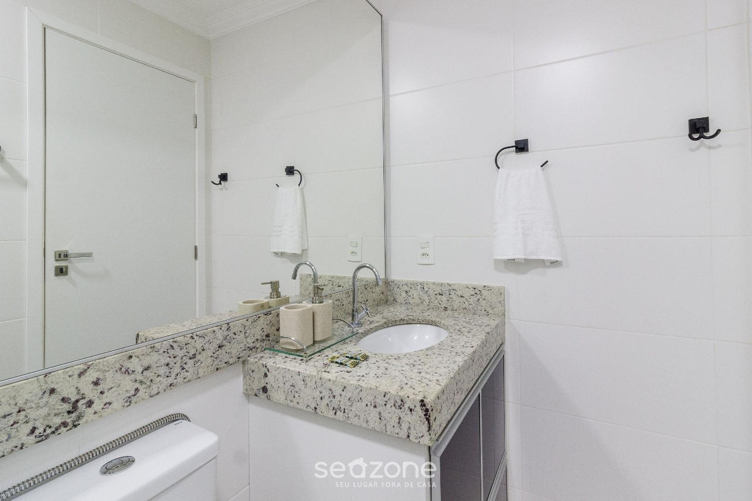 Condominium on the edge of the Cabo Frio Channel - CFR